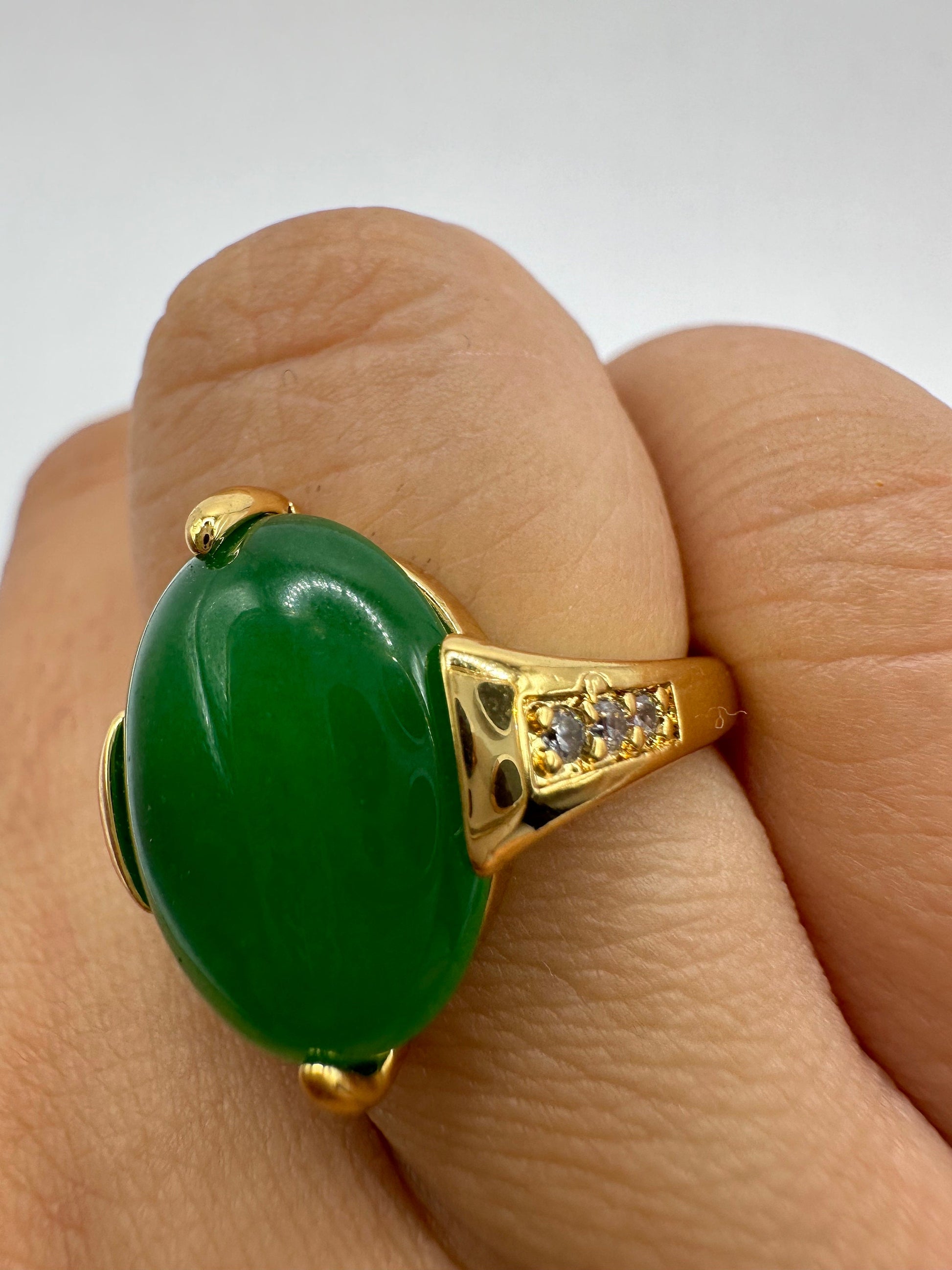 Vintage Lucky Green Nephrite Jade Ring