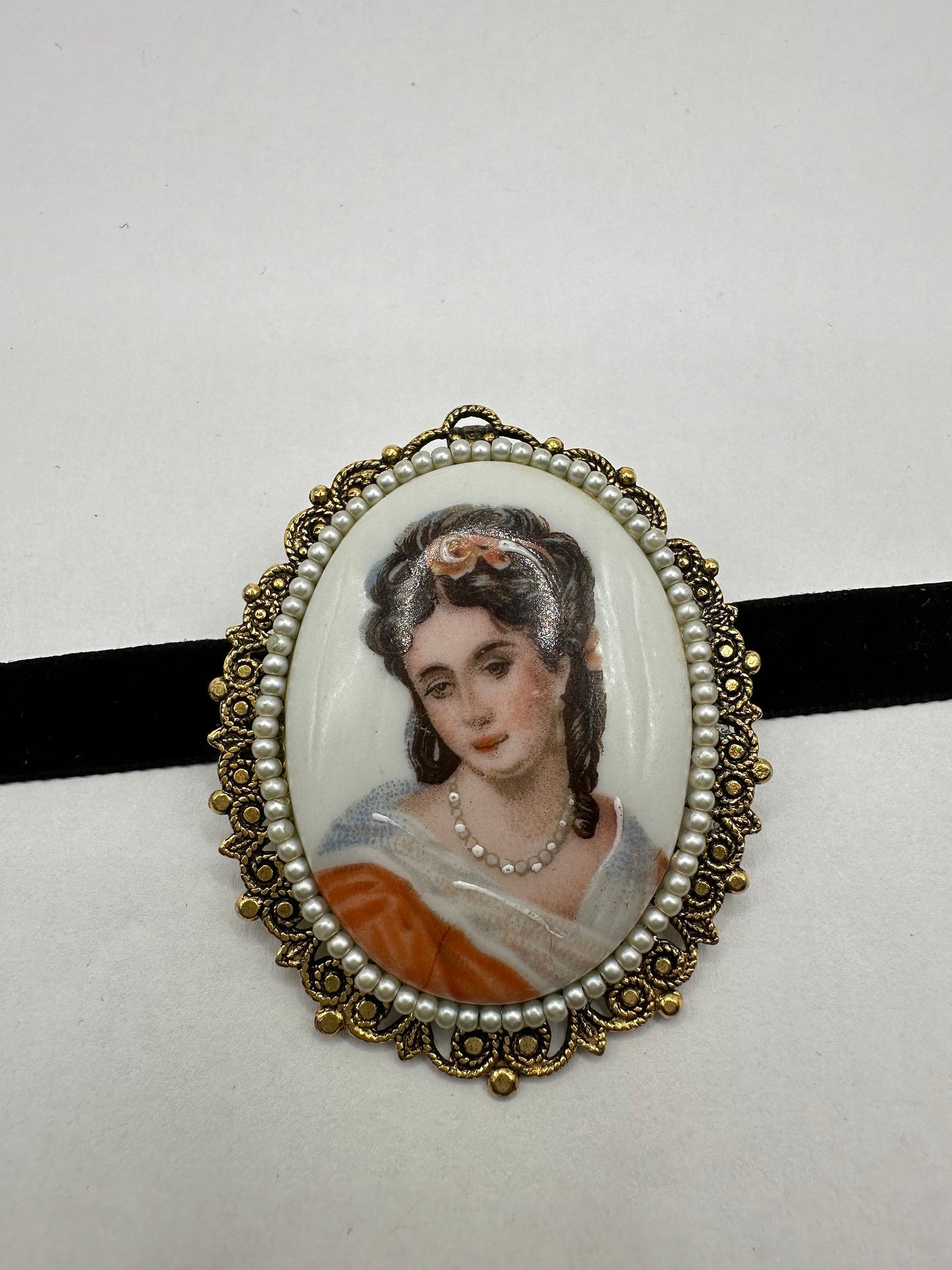 Vintage Genuine French Limoges Hand Painted Porcelian Cameo Bronze Necklace Choker pin