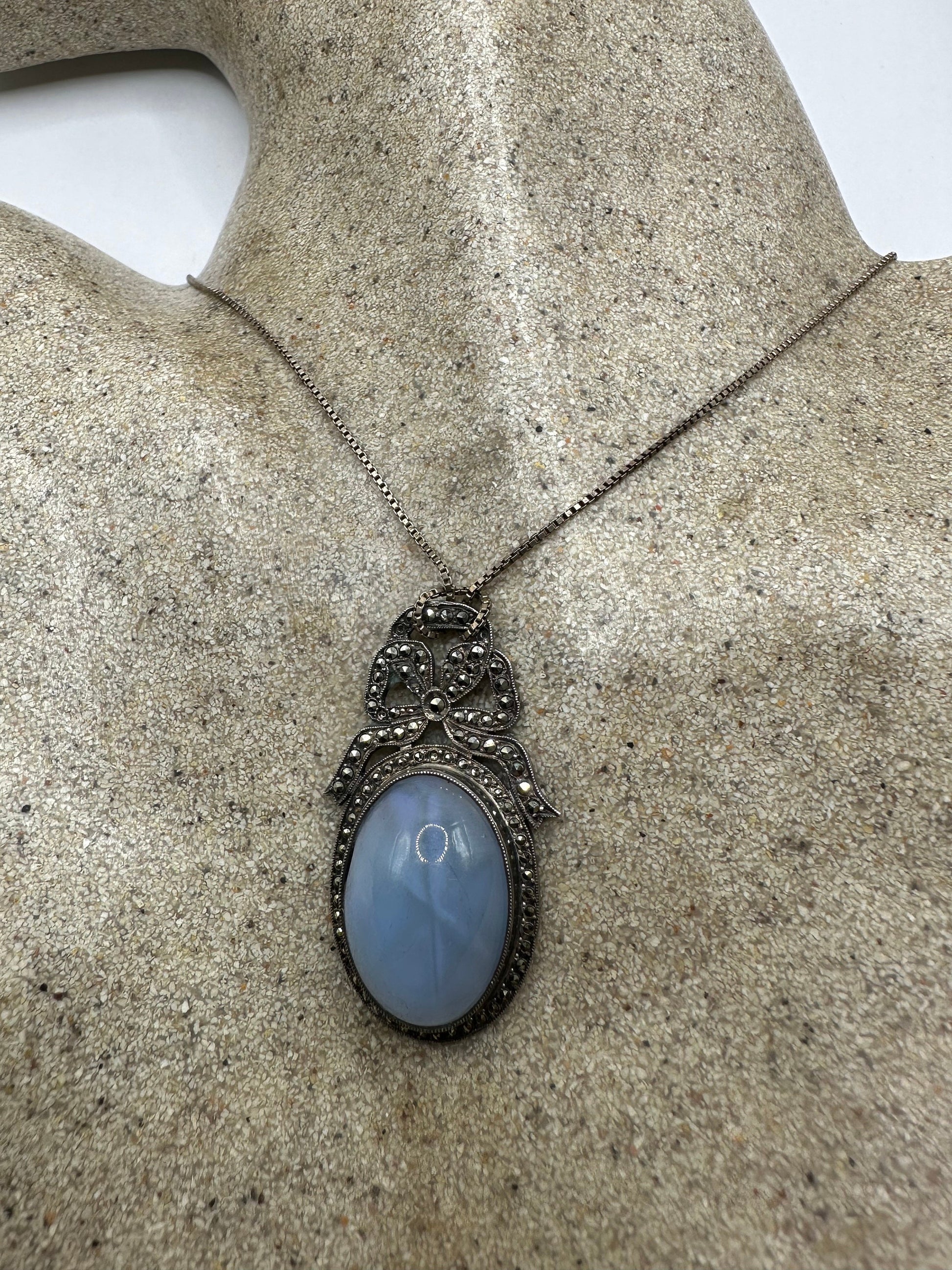 Vintage Blue Star Sapphire Glass Marcasite 925 Sterling Silver Necklace Choker