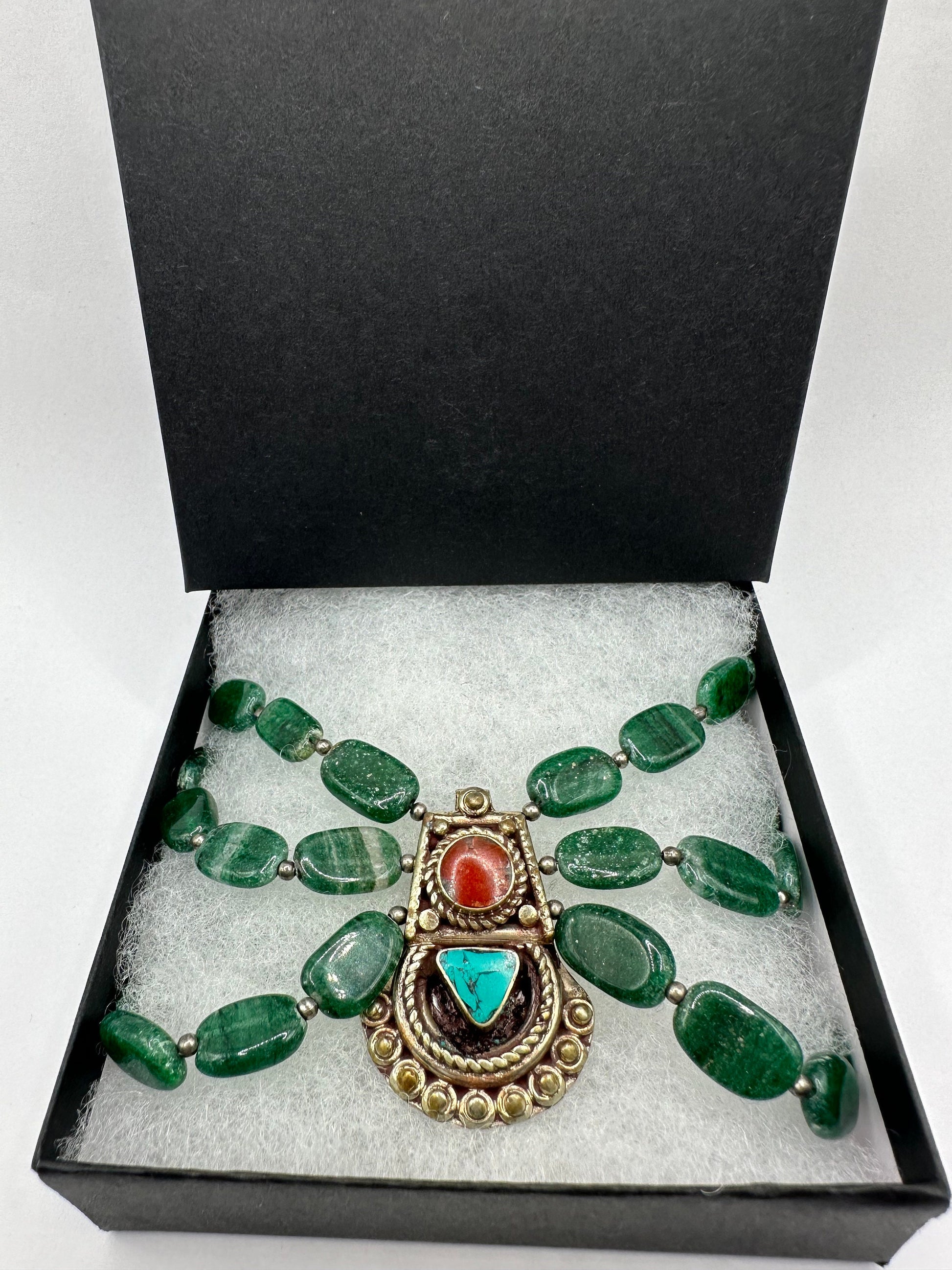 Vintage Green Moss Agate Choker Turquoise Red Coral Pendant