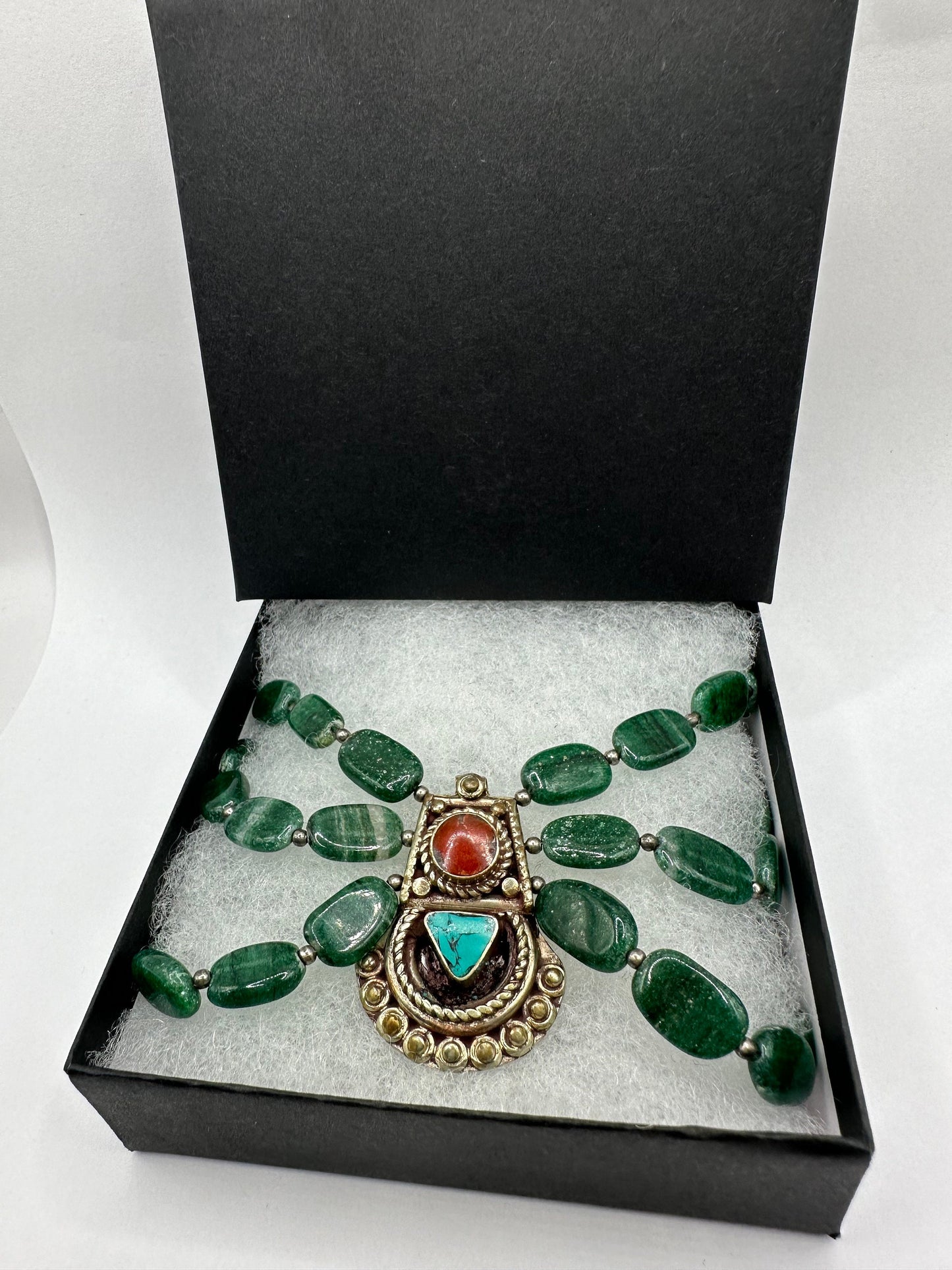 Vintage Green Moss Agate Choker Turquoise Red Coral Pendant