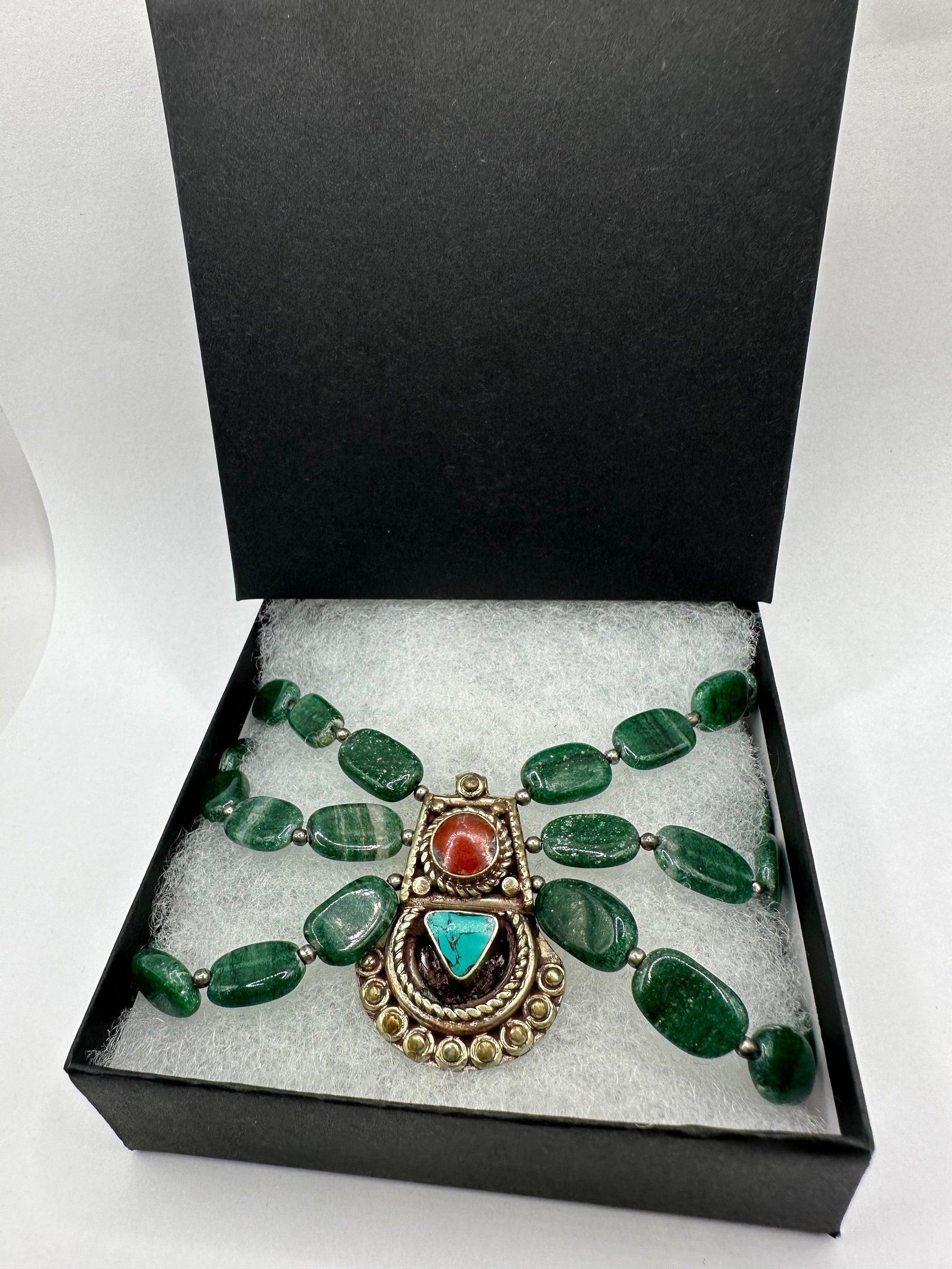 Vintage Green Moss Agate Choker Turquoise Red Coral Pendant