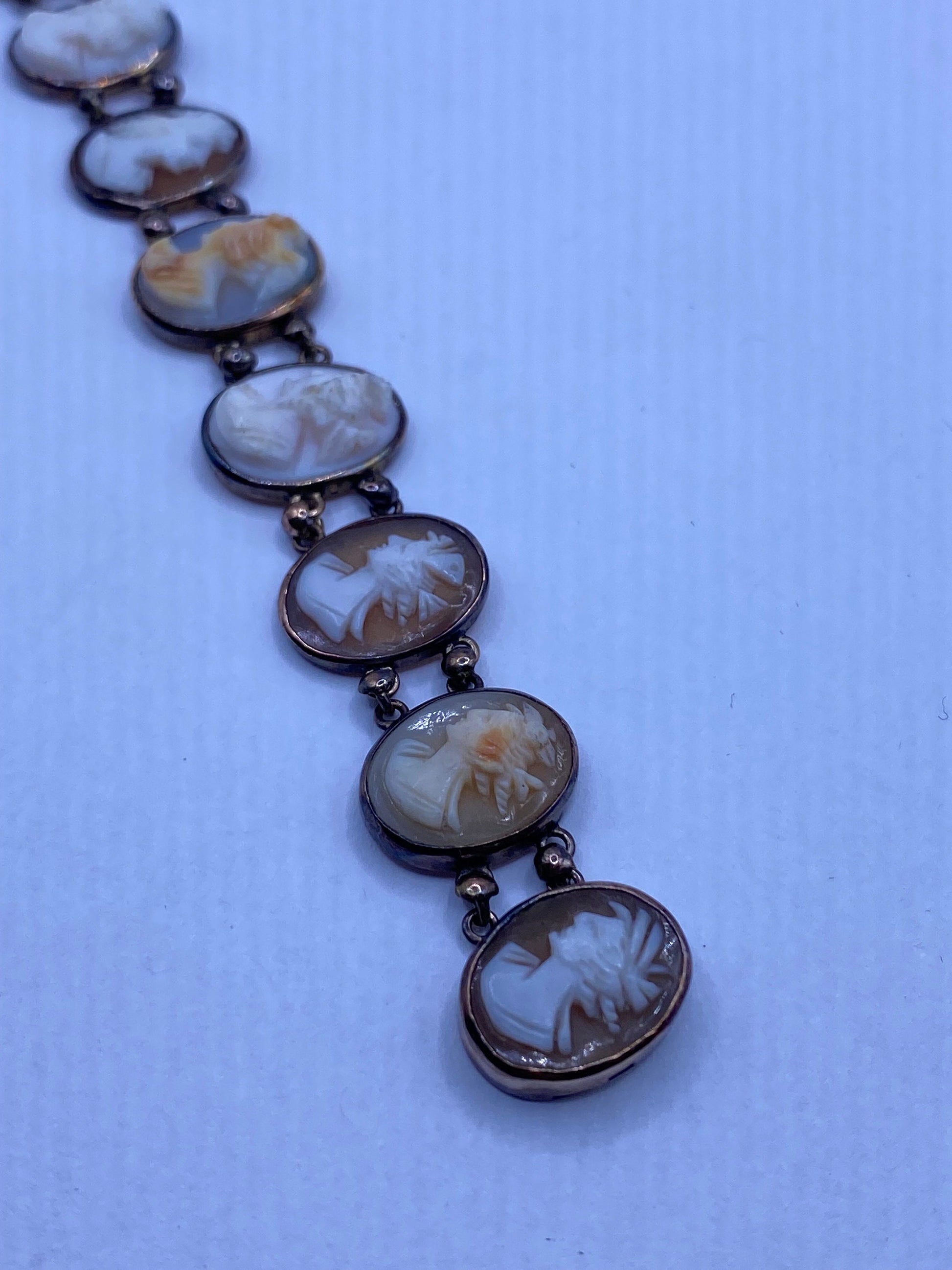 Vintage Cameo Bracelet 14k Yellow Gold 6.5 inches