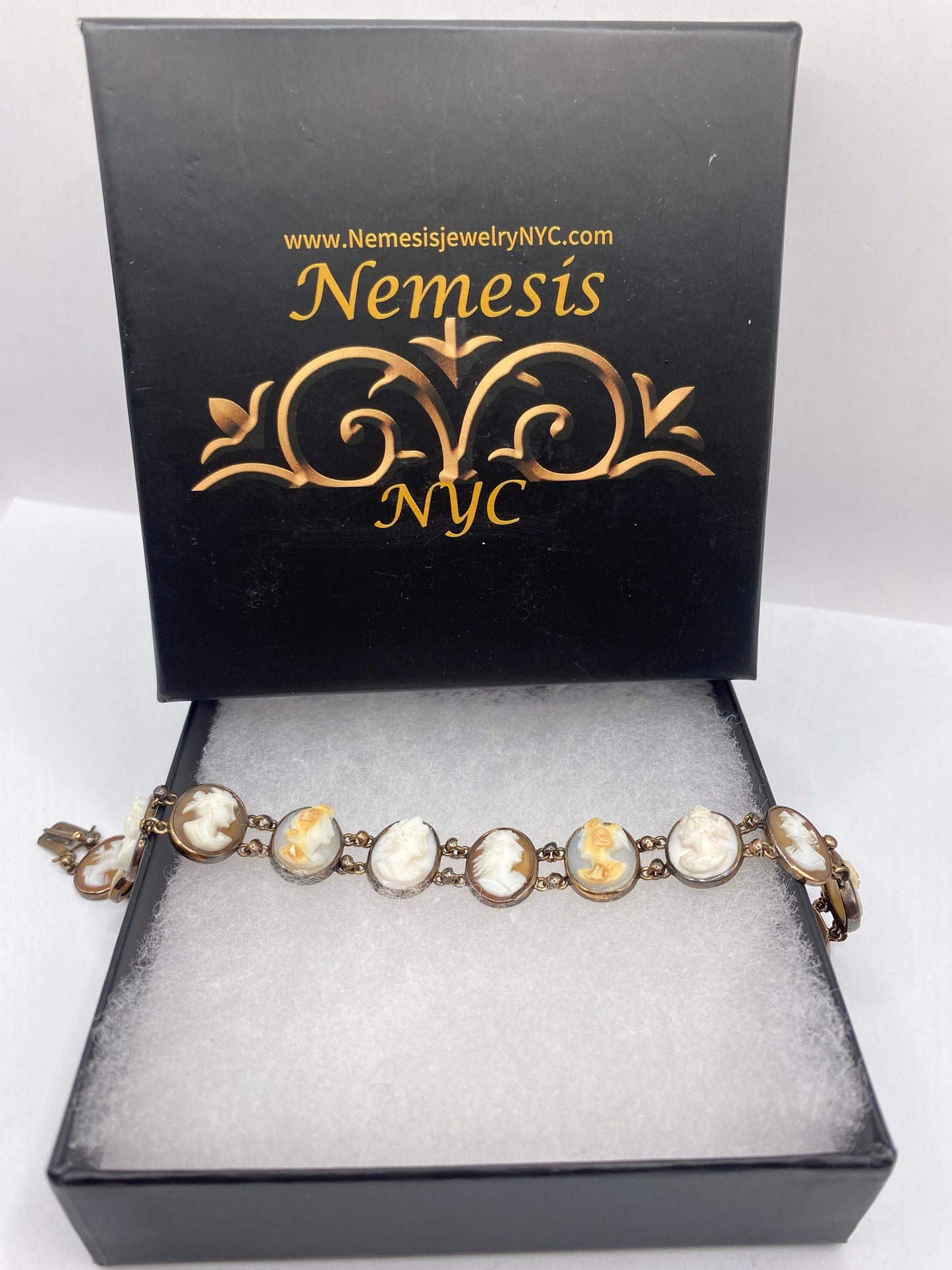 Vintage Cameo Bracelet 14k Yellow Gold 6.5 inches