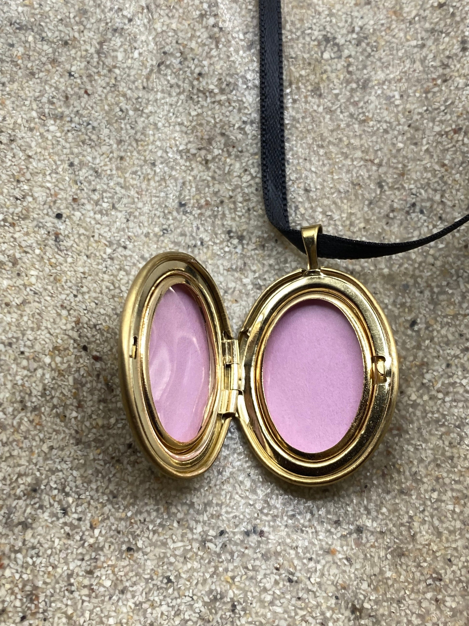Vintage Heart Locket Choker Gold Filled MOM Necklace