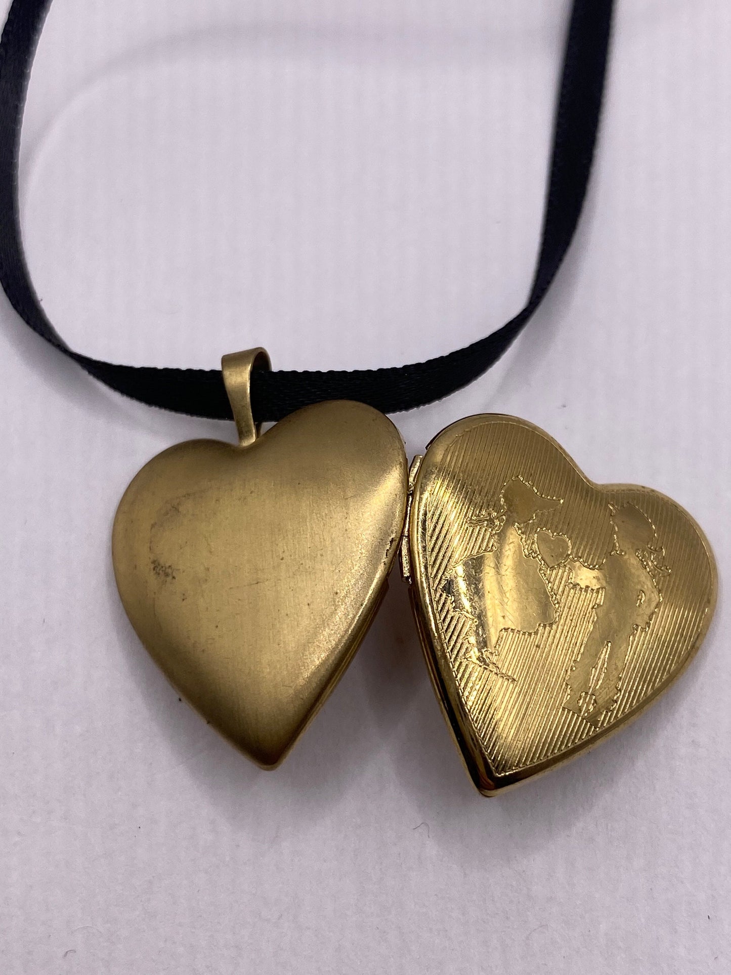 Vintage Gold Locket | Tiny Heart 9k Gold Filled Pendant Photo Memory Charm Engraved Sweethearts | Choker Necklace