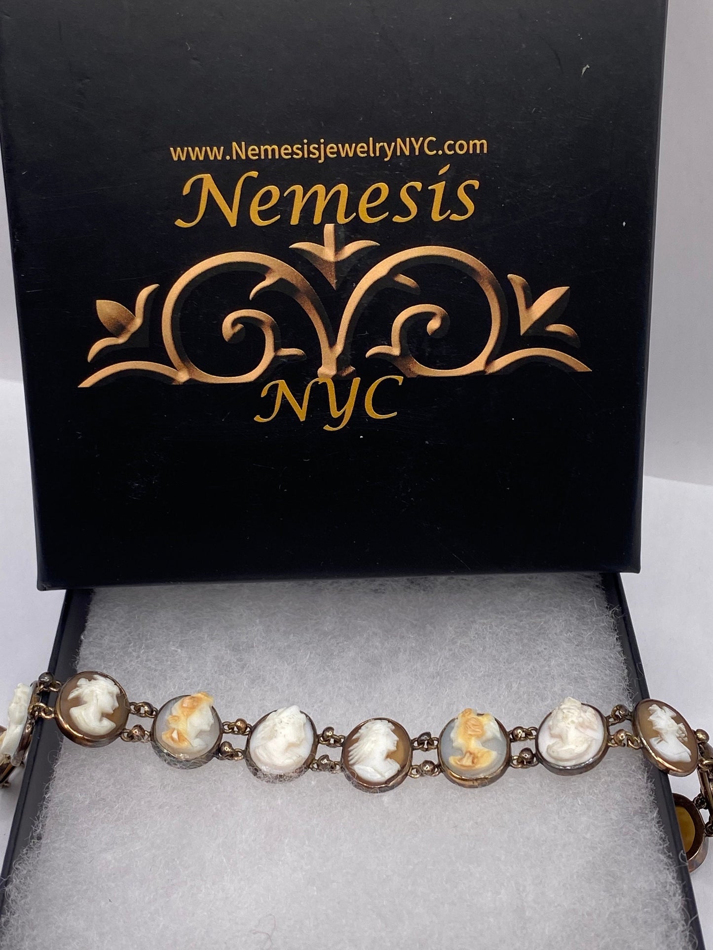 Vintage Cameo Bracelet 14k Yellow Gold 6.5 inches