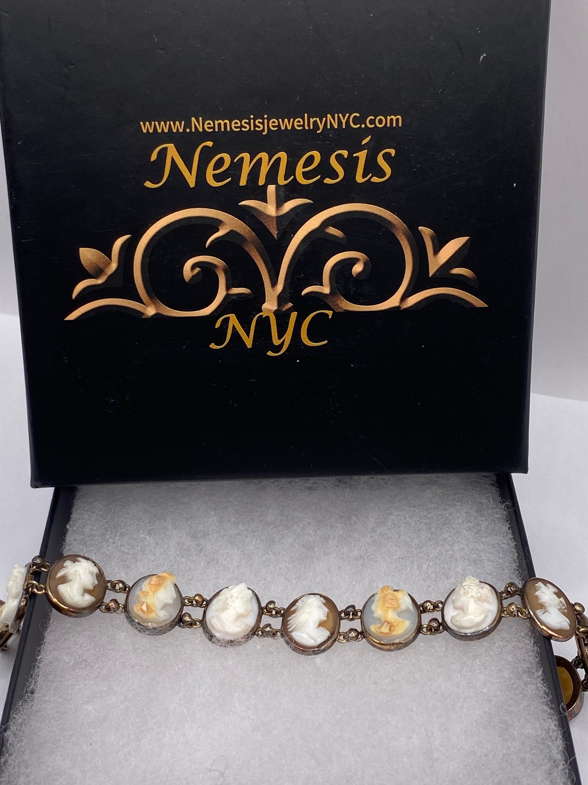 Vintage Cameo Bracelet 14k Yellow Gold 6.5 inches