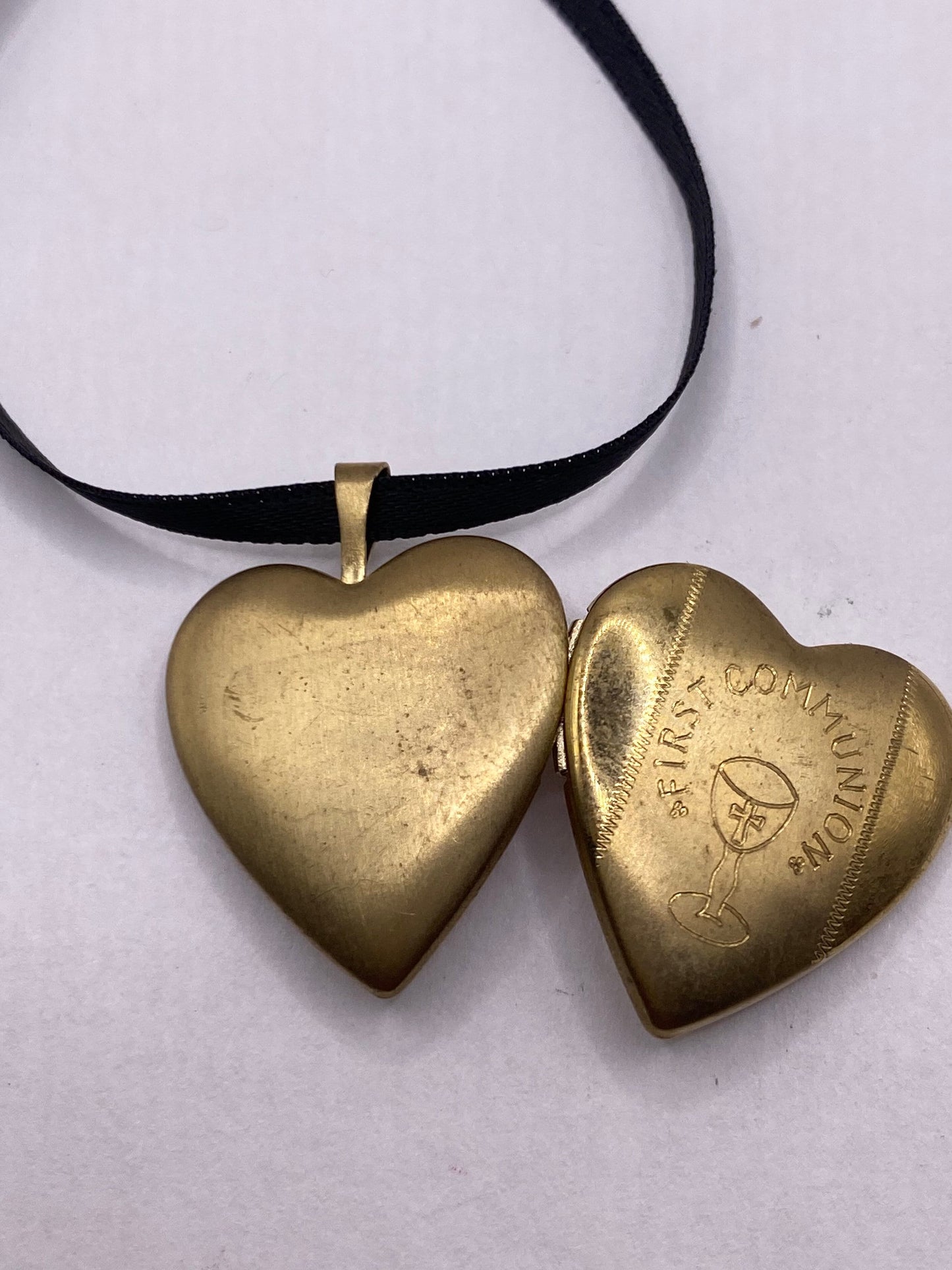 Vintage Heart First Communion Locket Choker Gold Filled Necklace