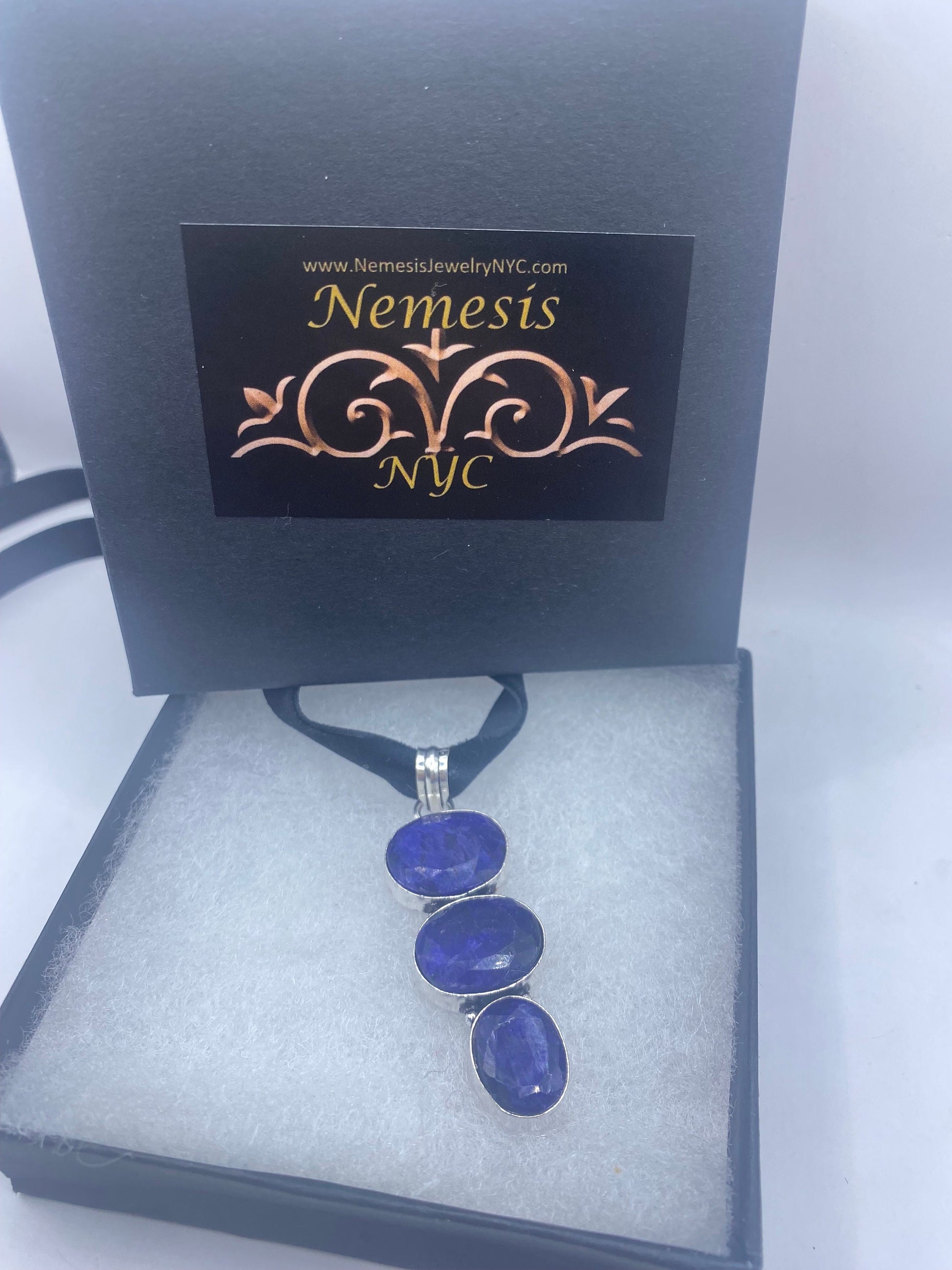 Vintage Raw Blue Sapphire and Pearl Choker Pendant