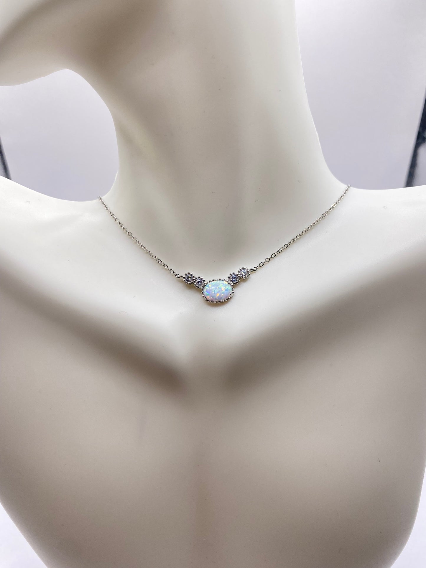 Vintage White Opal Choker 925 Sterling Silver Pendant Necklace