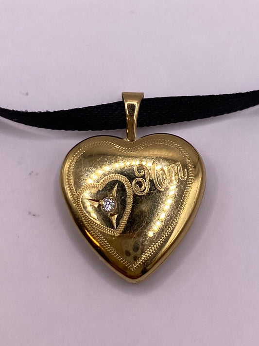 Vintage Heart Mom Locket Choker Gold Filled Necklace