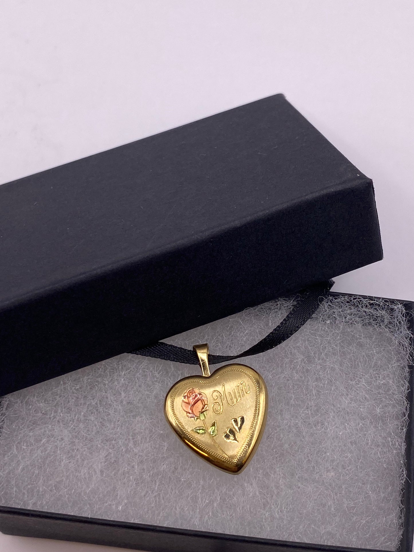 Vintage Heart Mum Locket Choker Gold Filled Necklace