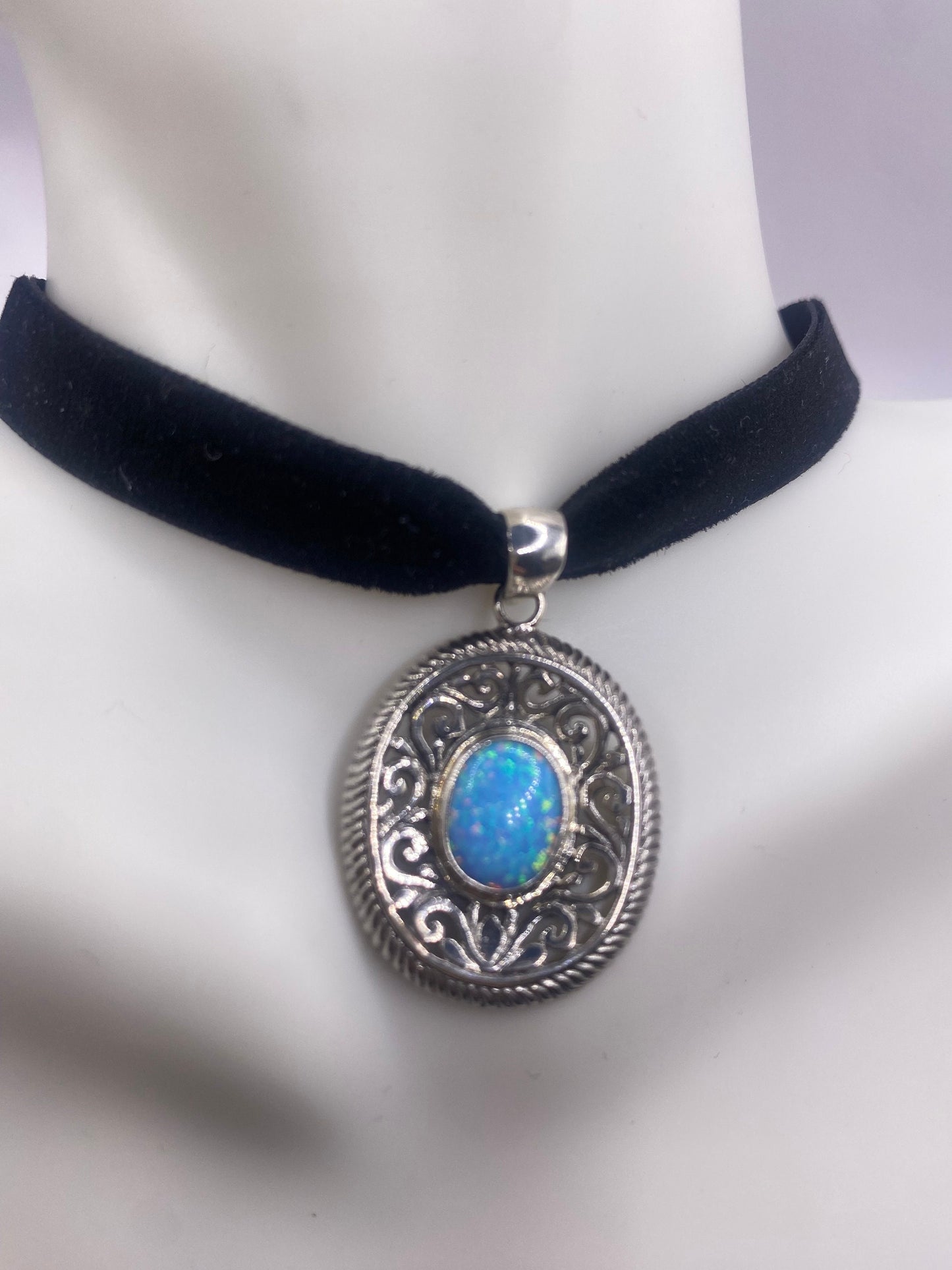 Vintage White Opal Choker 925 Sterling Silver Pendant Necklace
