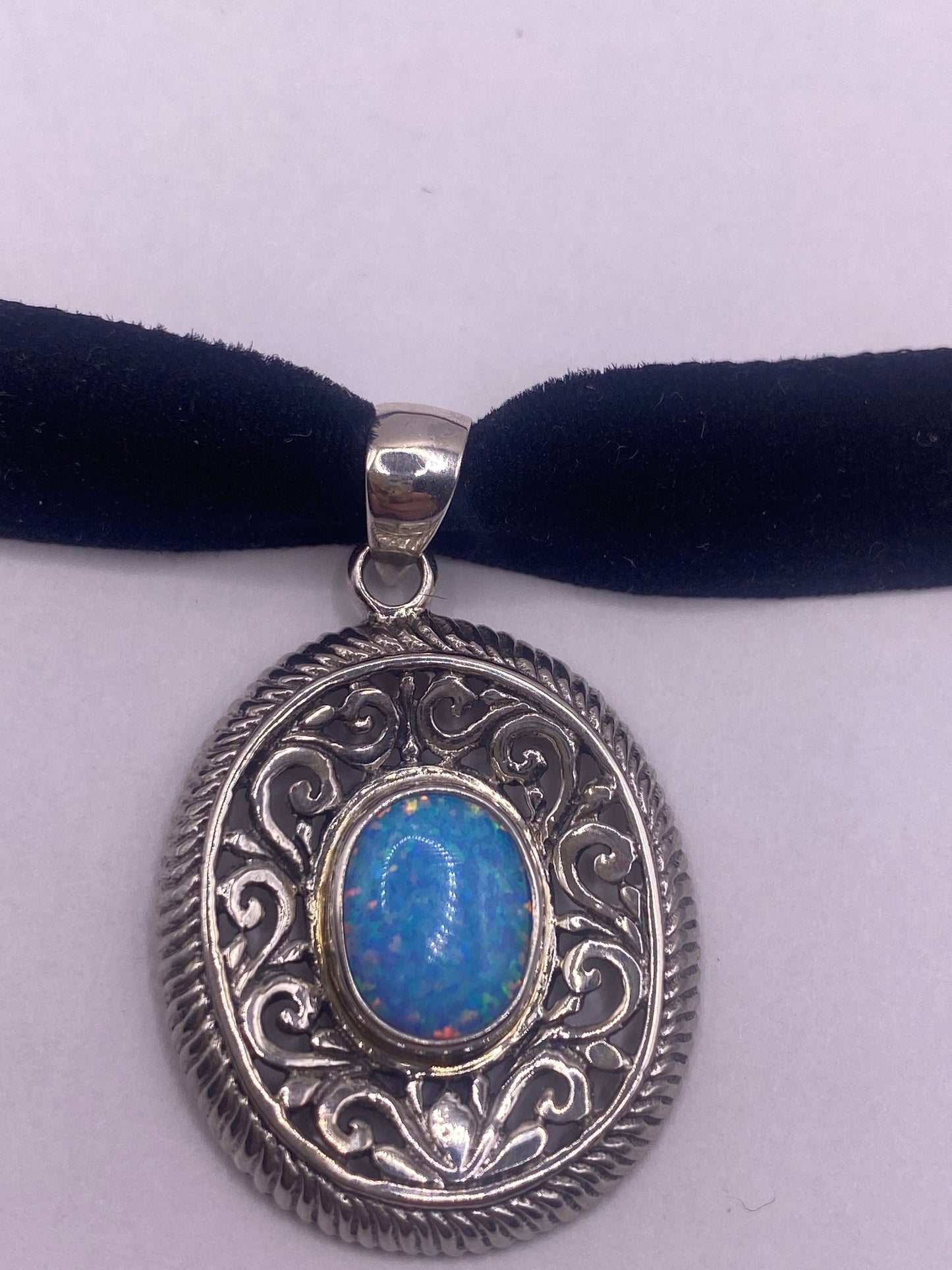 Vintage White Opal Choker 925 Sterling Silver Pendant Necklace