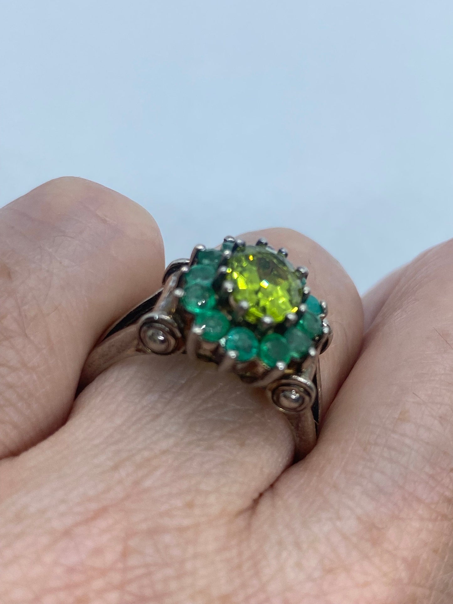 Vintage Green Peridot and Emerald 925 Sterling Silver Ring Size 8