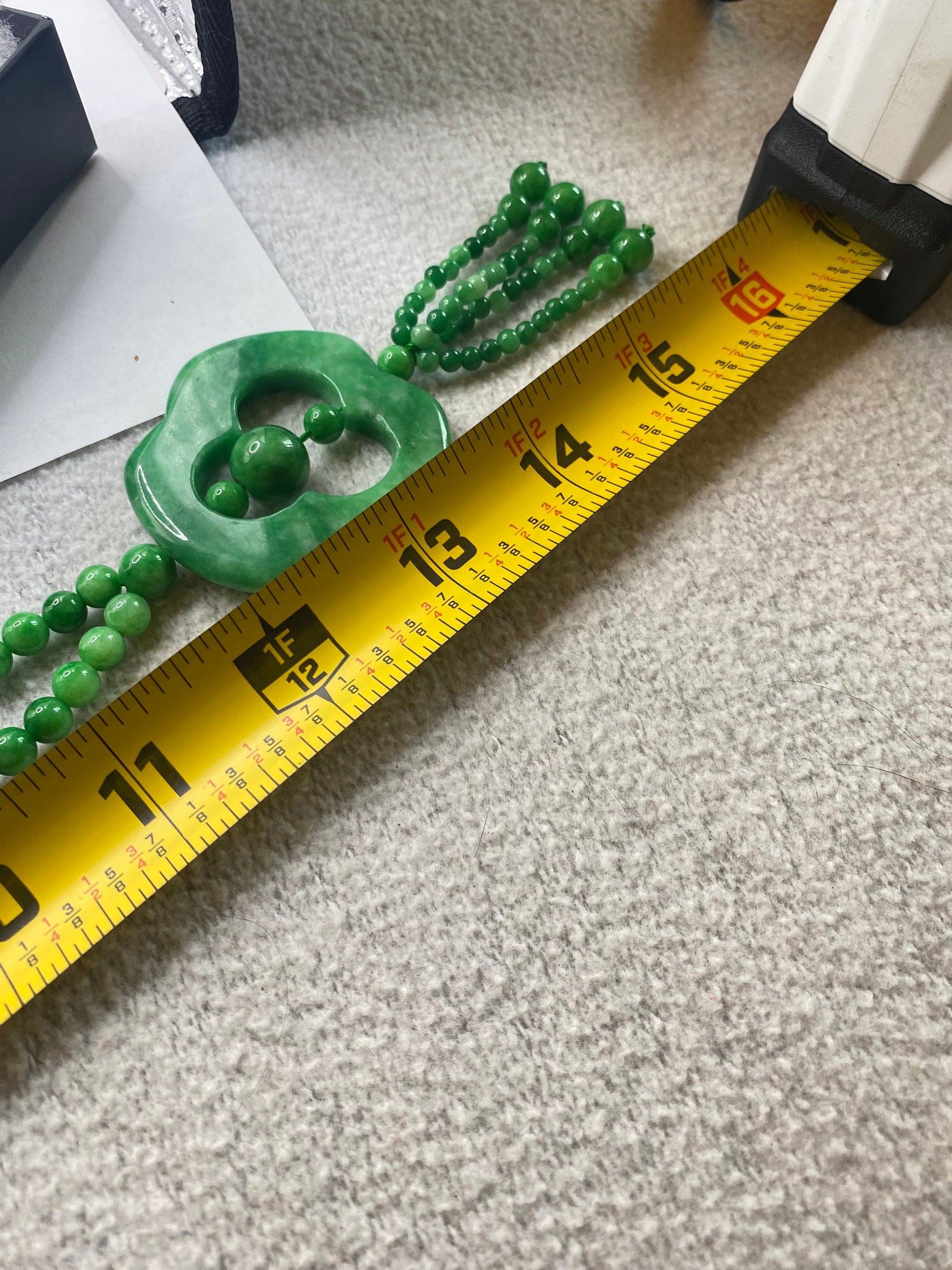 Vintage Green Jade beaded necklace