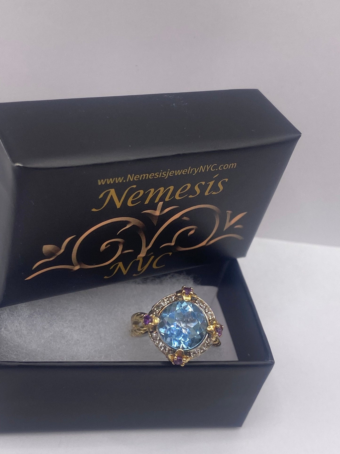 Vintage geniune blue topaz gold 925 sterling silver Cocktail Ring