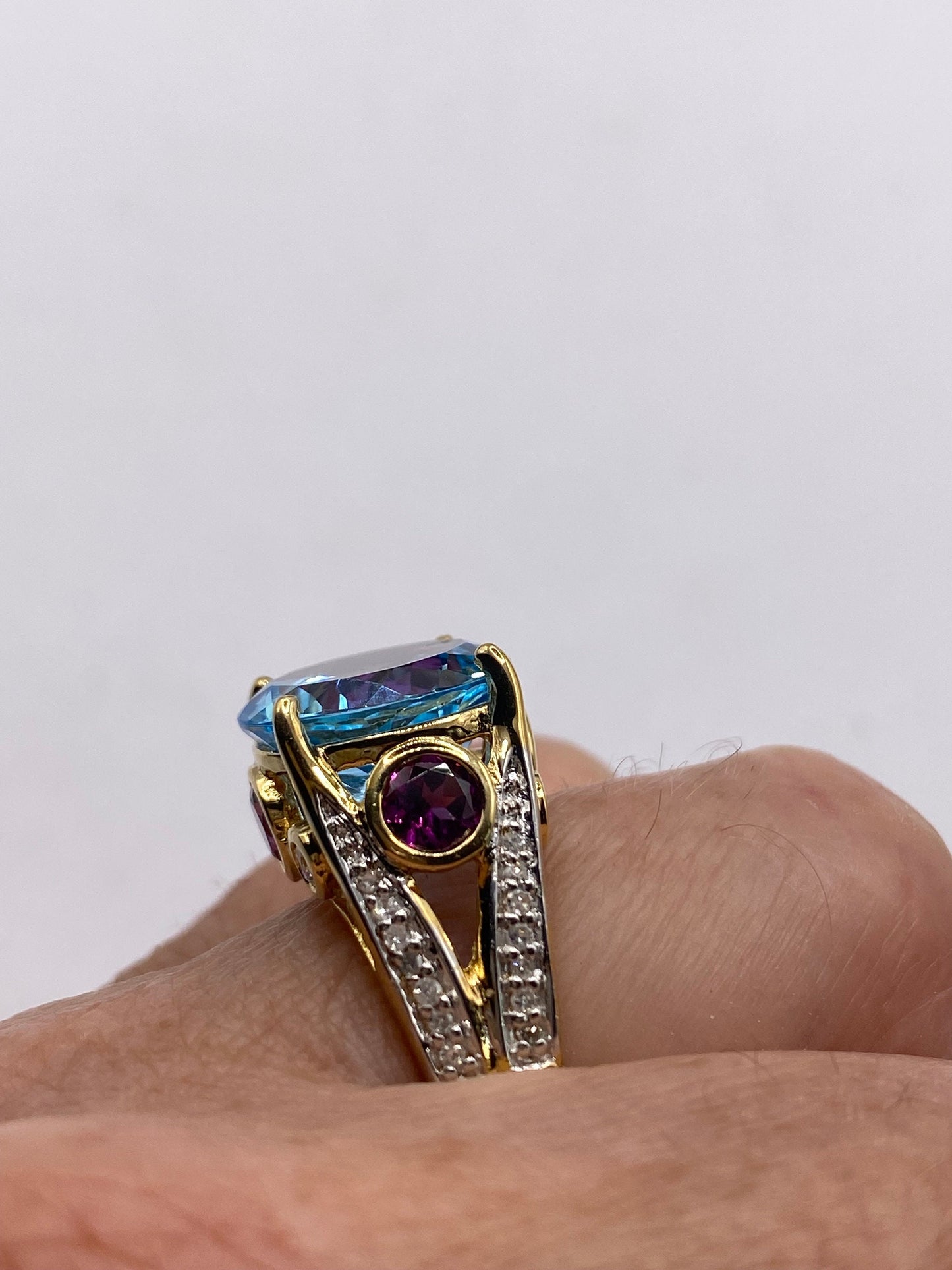 Vintage Genuine Blue Topaz Gold 925 Sterling Silver Ring