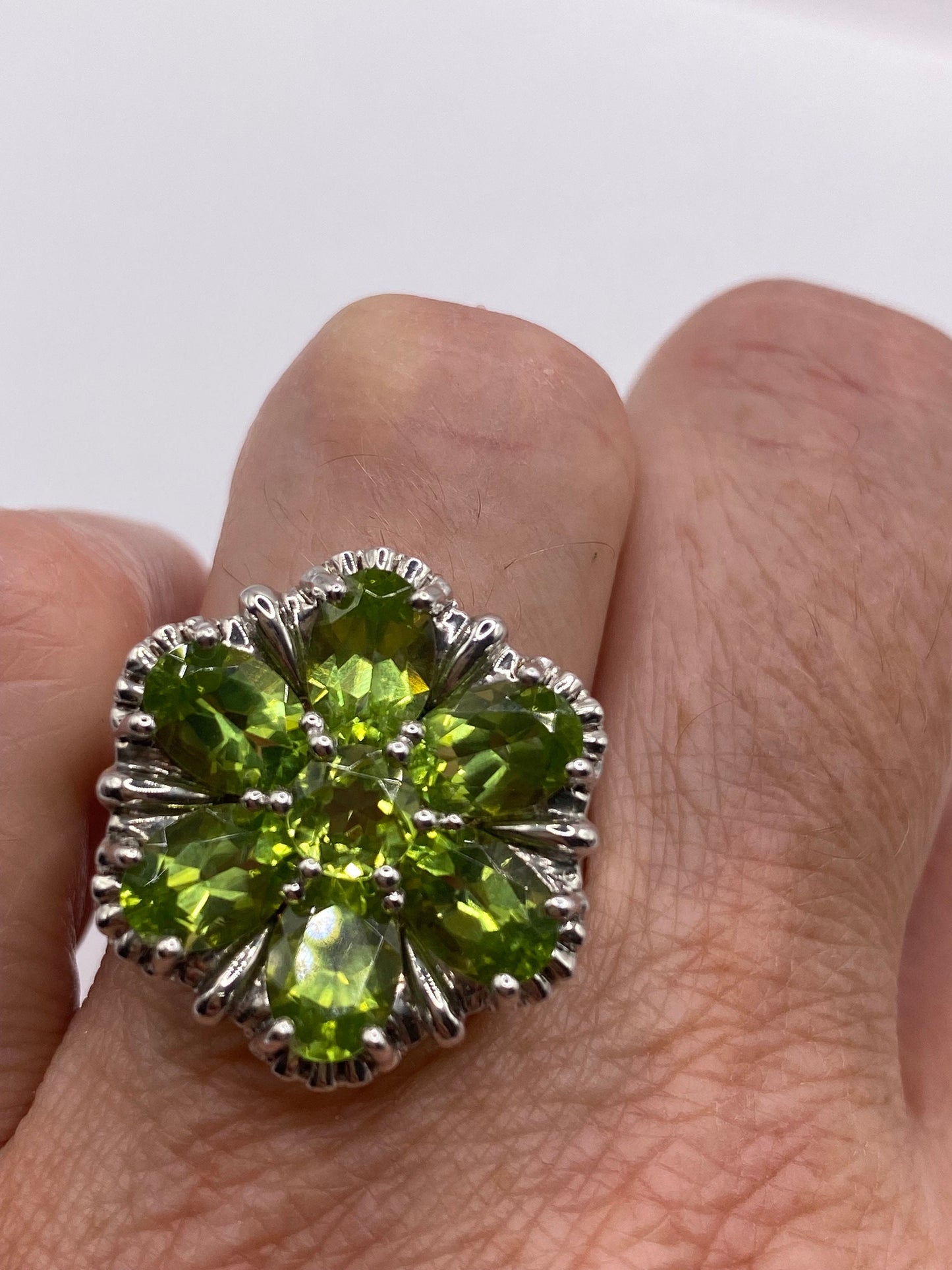 Vintage Green Peridot Flower 925 Sterling Silver Ring