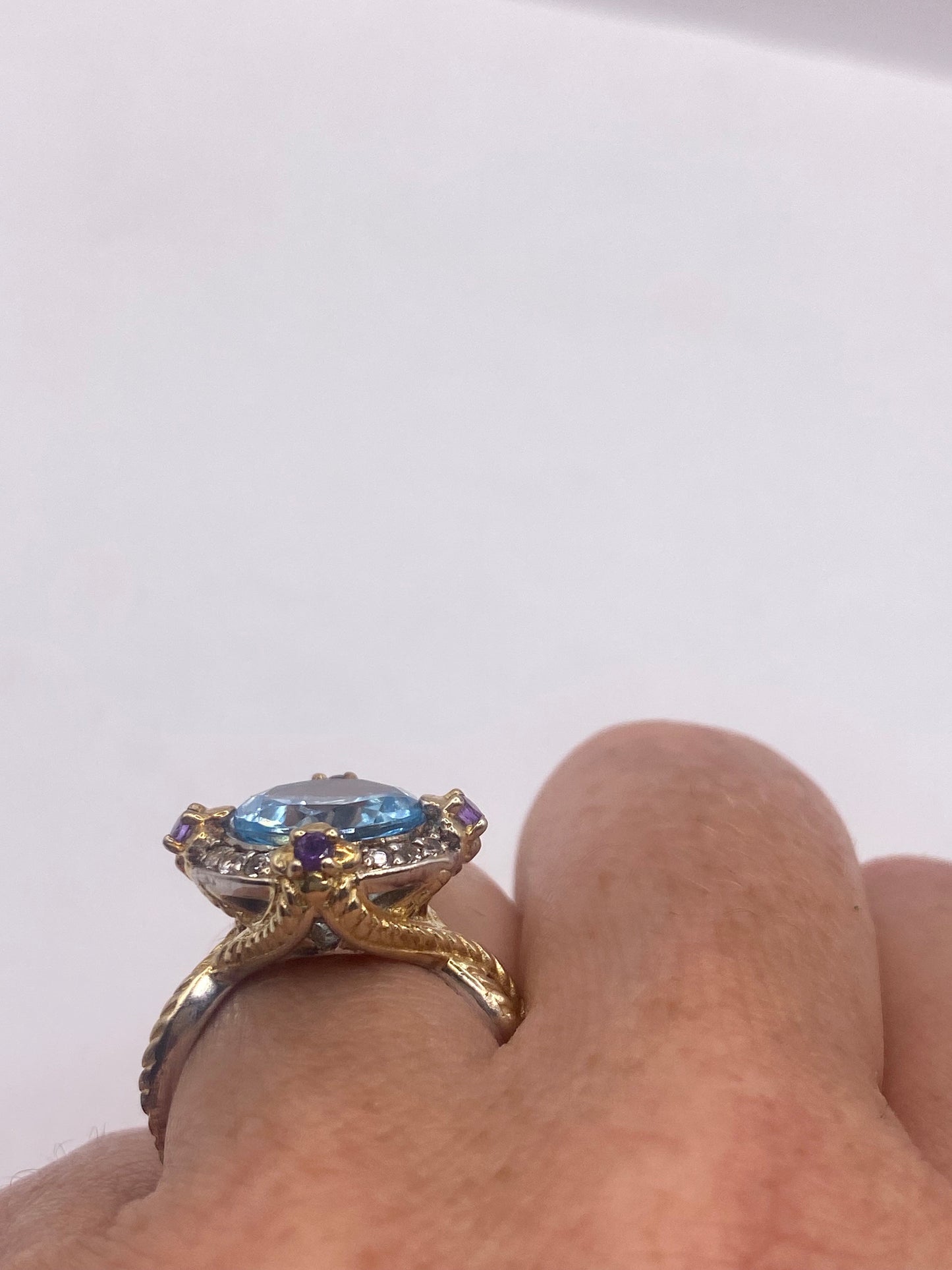 Vintage geniune blue topaz gold 925 sterling silver Cocktail Ring