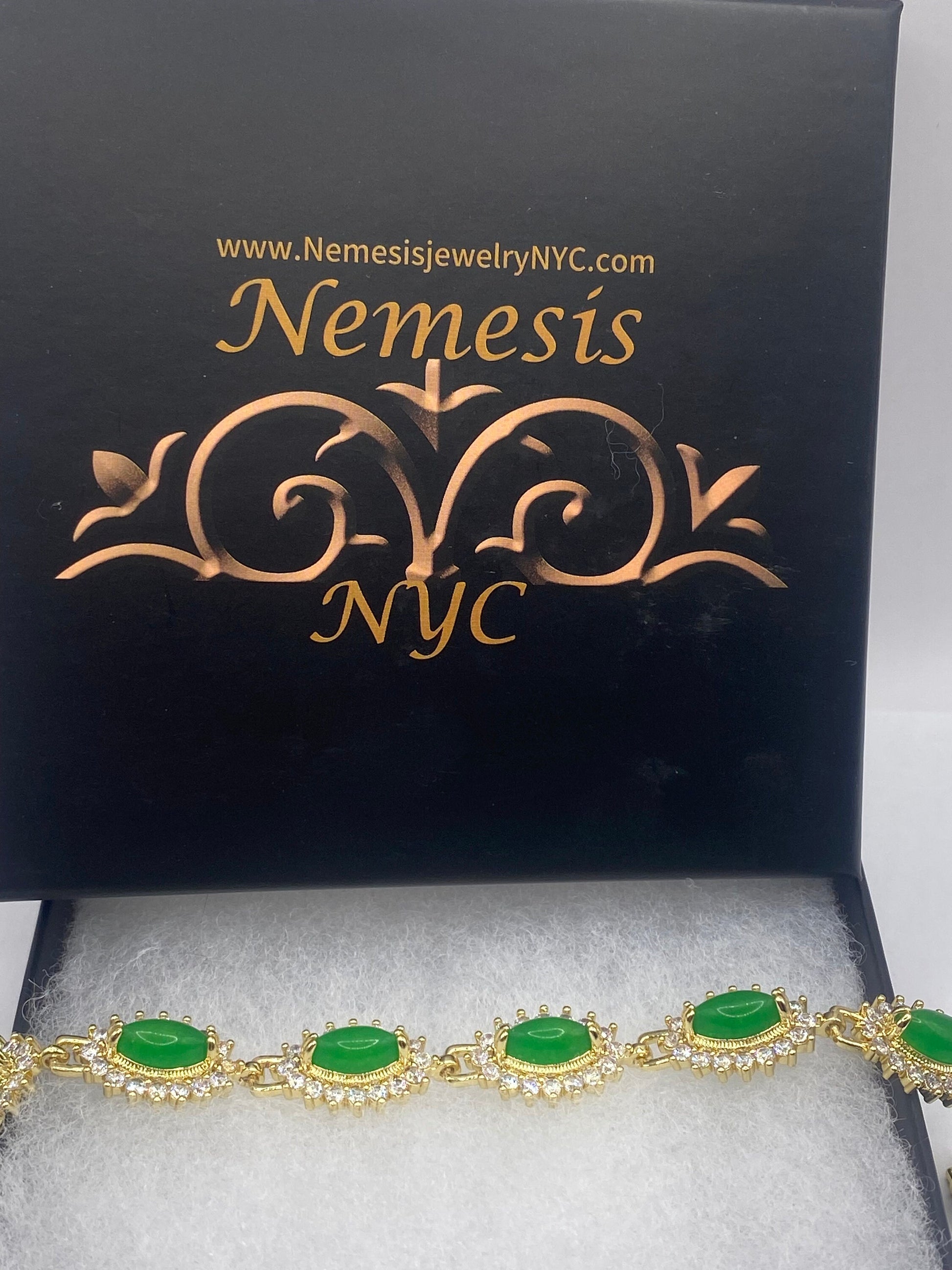 Vintage Green Jade Bracelet Gold Bronze