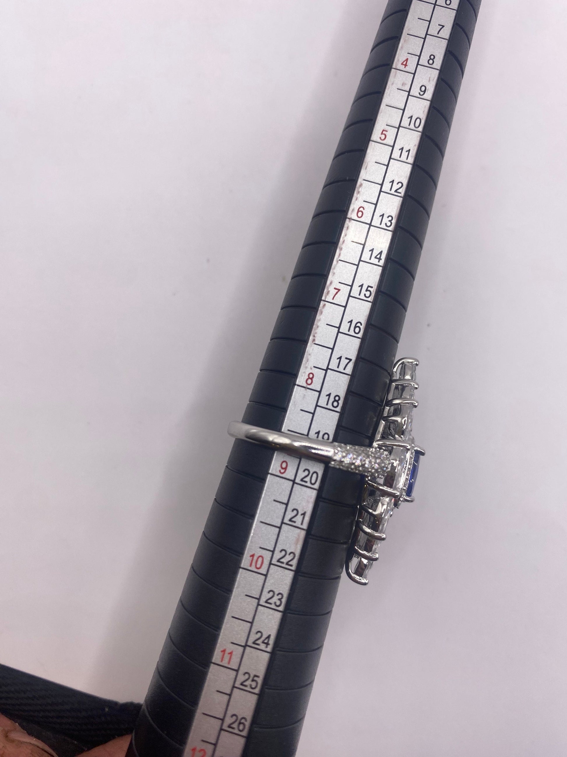 Vintage Blue Sapphire Cubic Zirconia Crystal Sterling Silver Ring Size 9