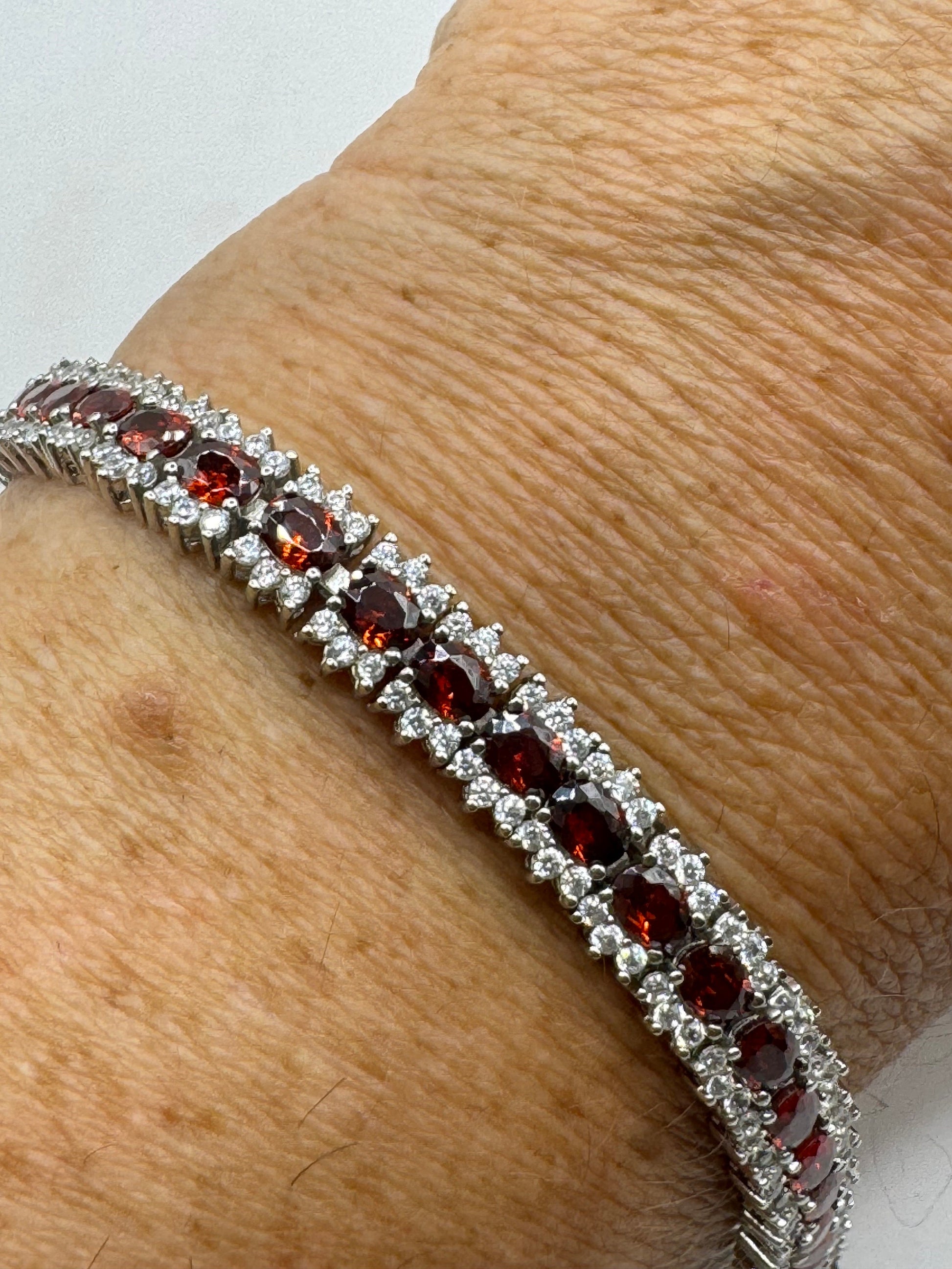 Bohemian Red Garnet Bracelet in 925 Sterling Silver Vintage 7.5 Inch