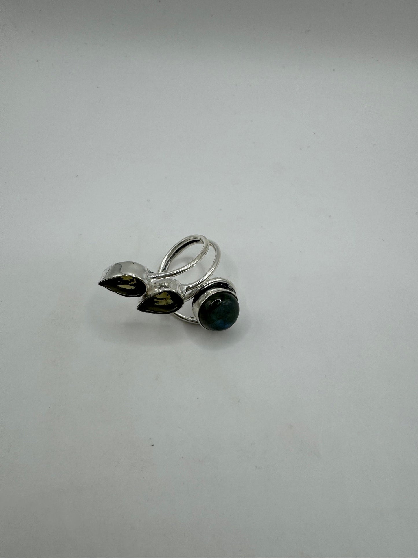 Vintage Green Labradorite Rainbow Moonstone Stone Silver Ring