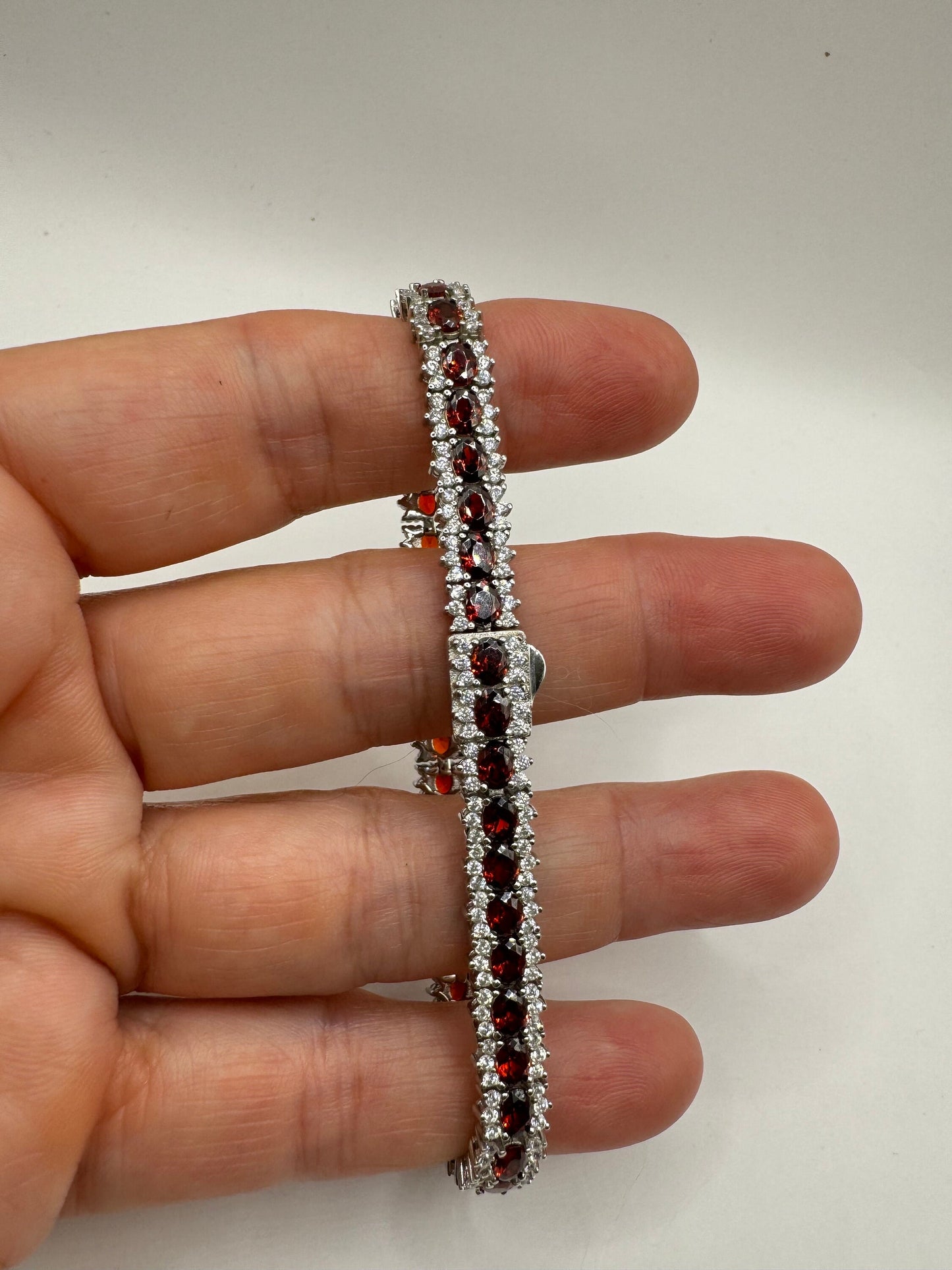 Bohemian Red Garnet Bracelet in 925 Sterling Silver Vintage 7.5 Inch