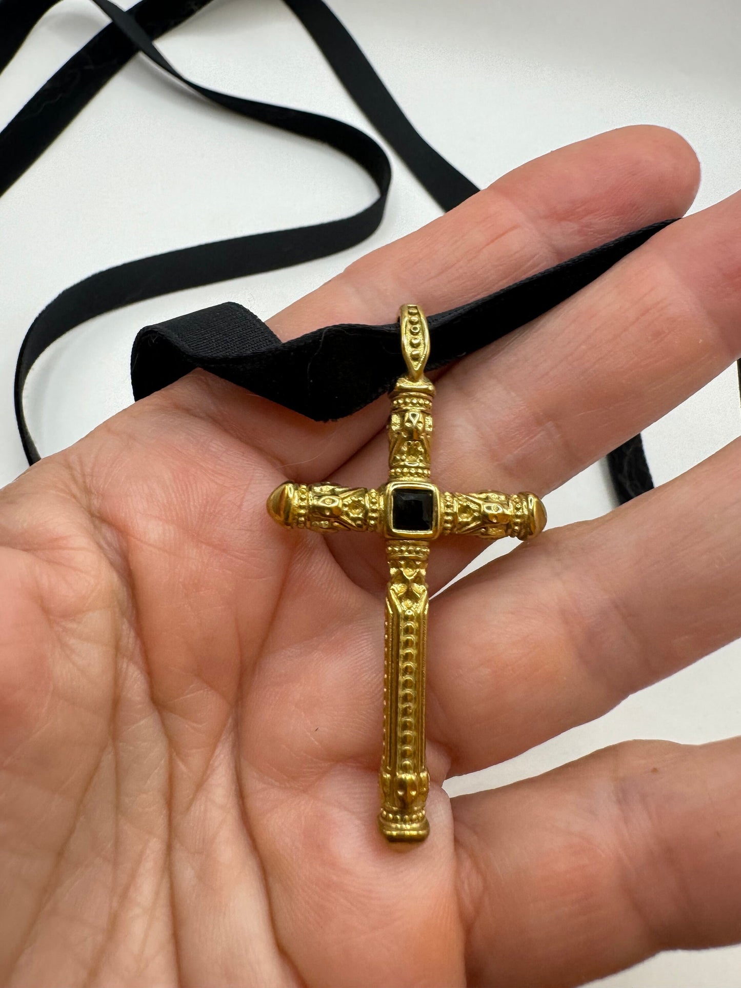 Vintage Celtic Black Jet Golden Stainless Steel Cross Pendant Necklace