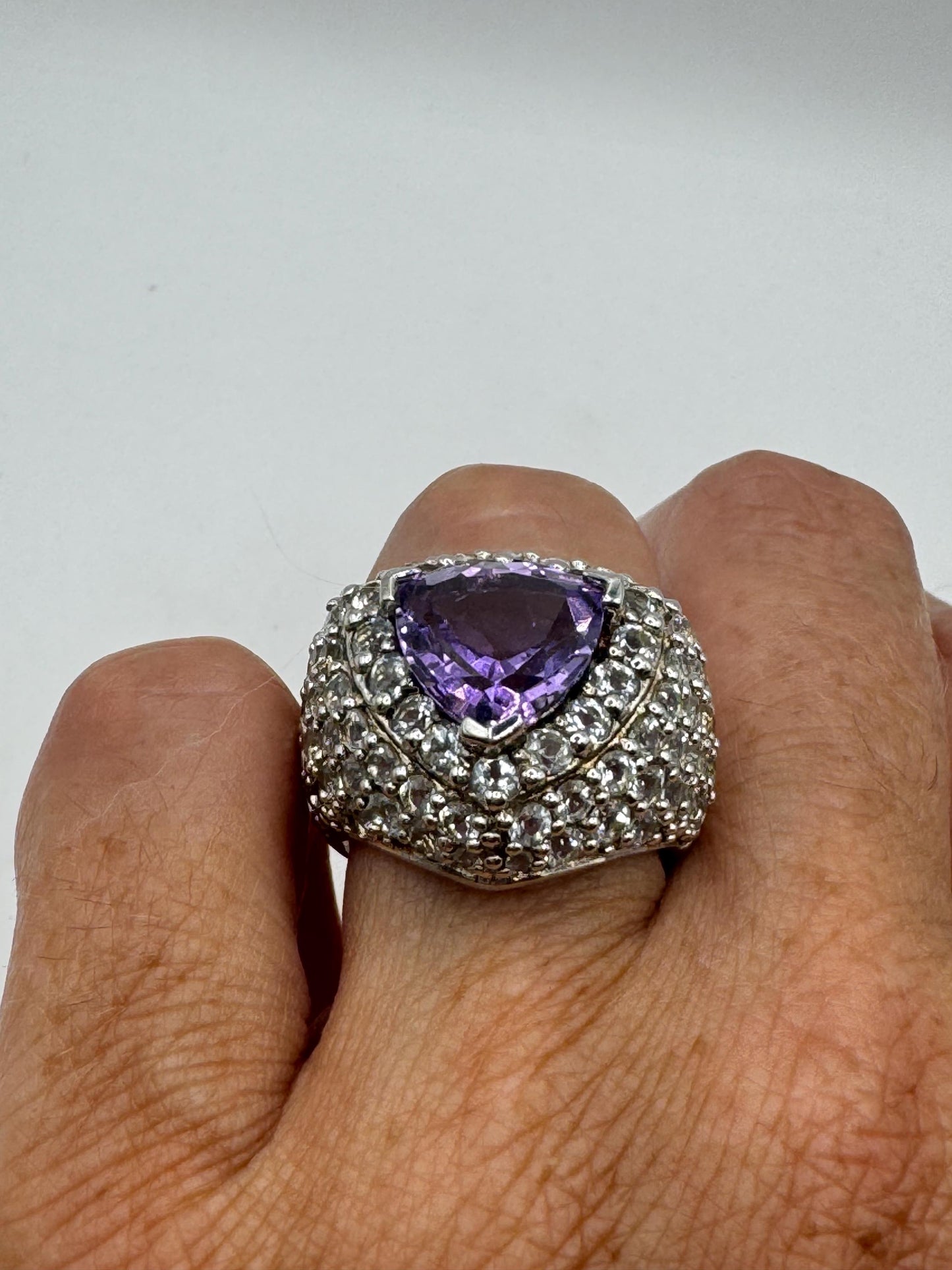 Vintage Purple Amethyst Ring in 925 Sterling Silver