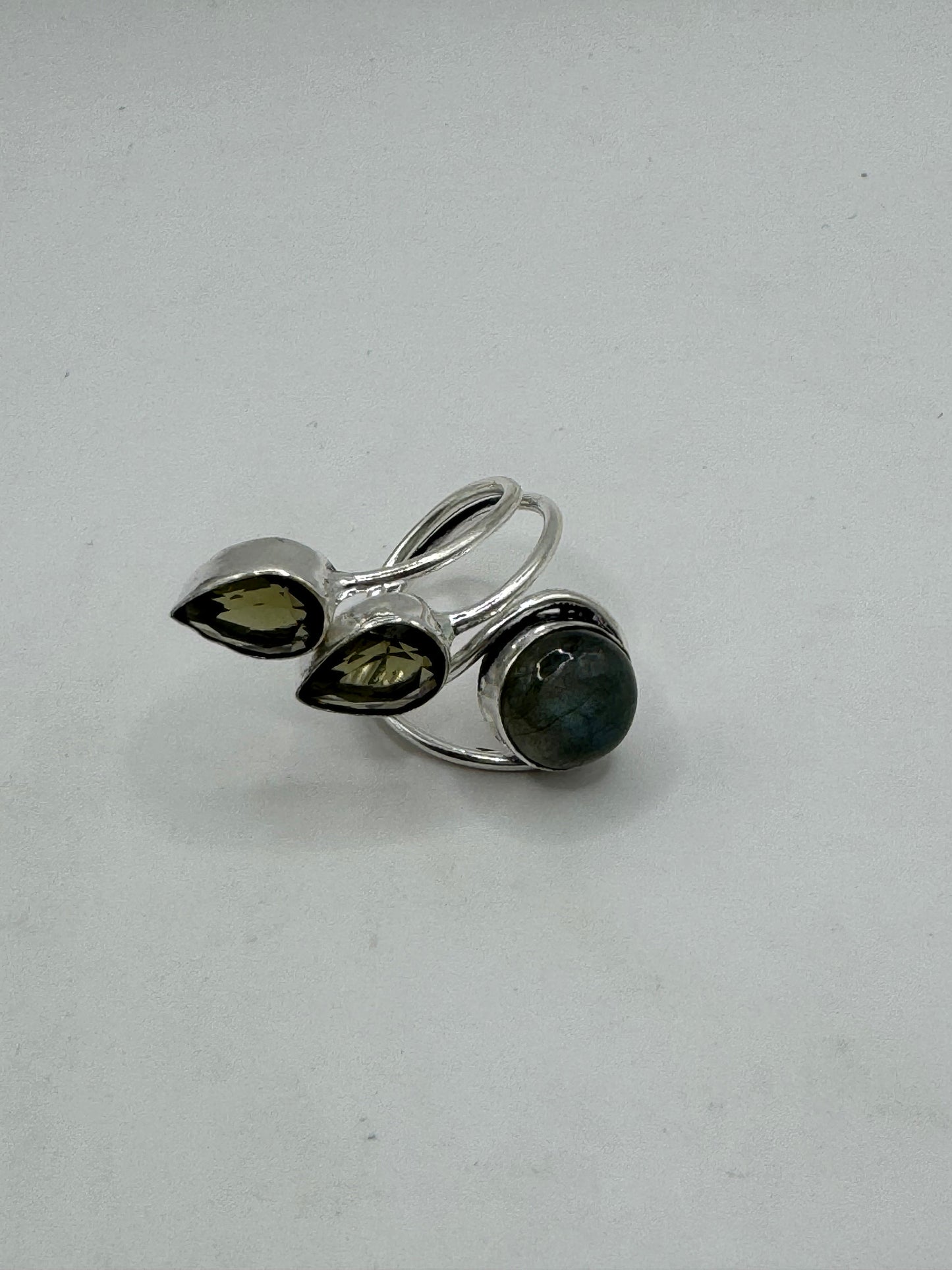 Vintage Green Labradorite Rainbow Moonstone Stone Silver Ring