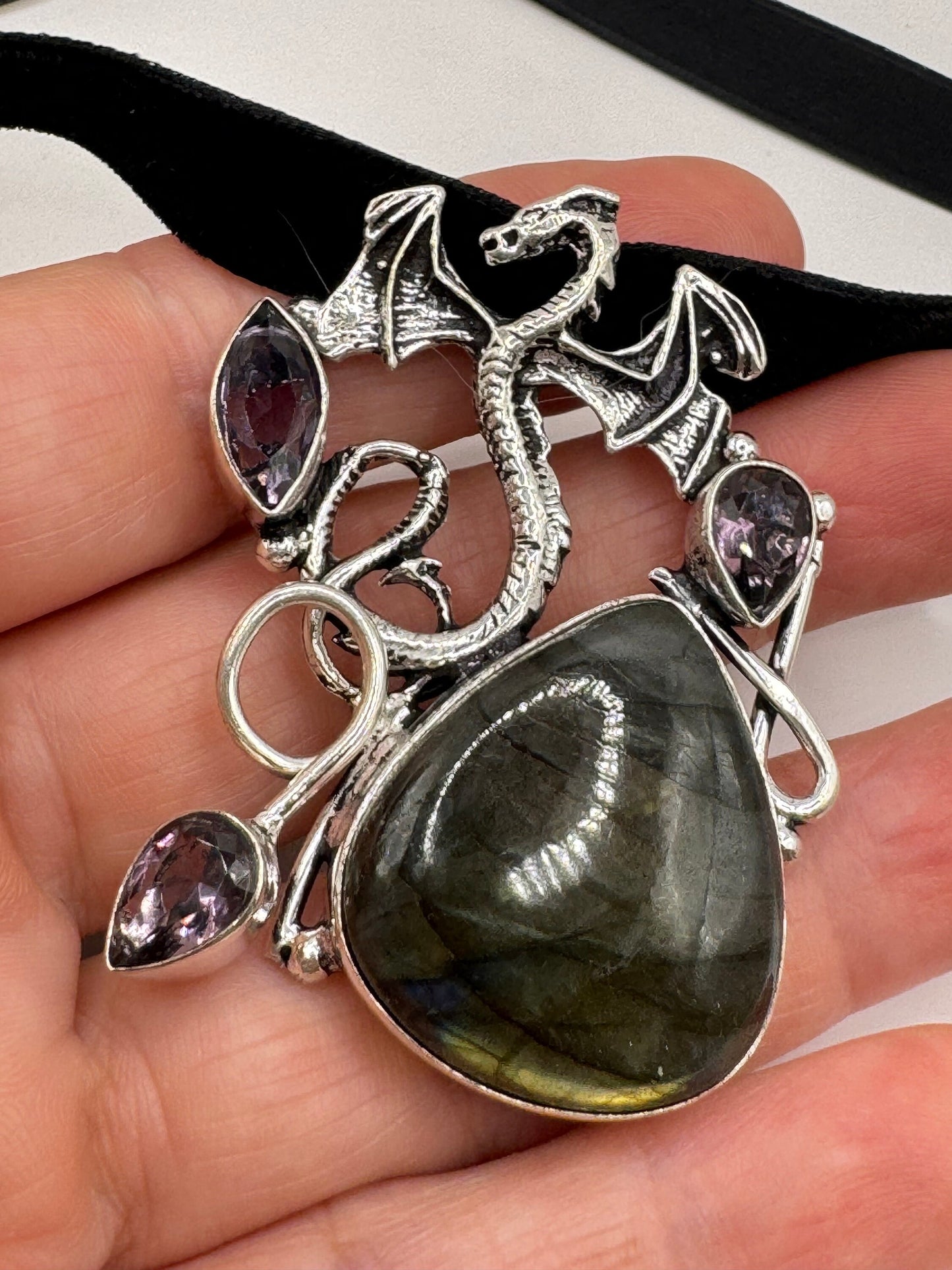 Vintage Silver Genuine Rainbow Labradorite Choker Black Velvet Necklace.