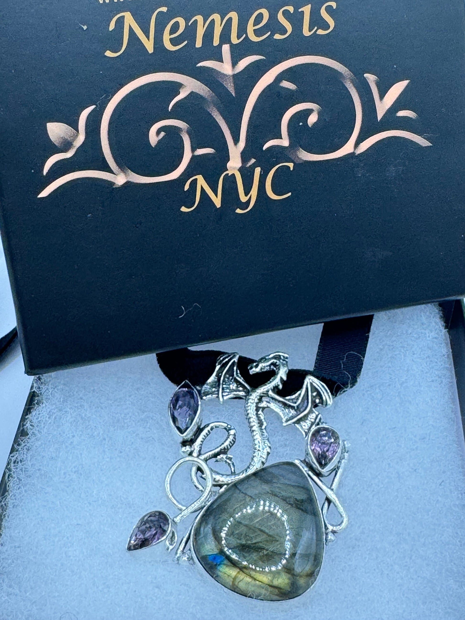 Vintage Silver Genuine Rainbow Labradorite Choker Black Velvet Necklace.