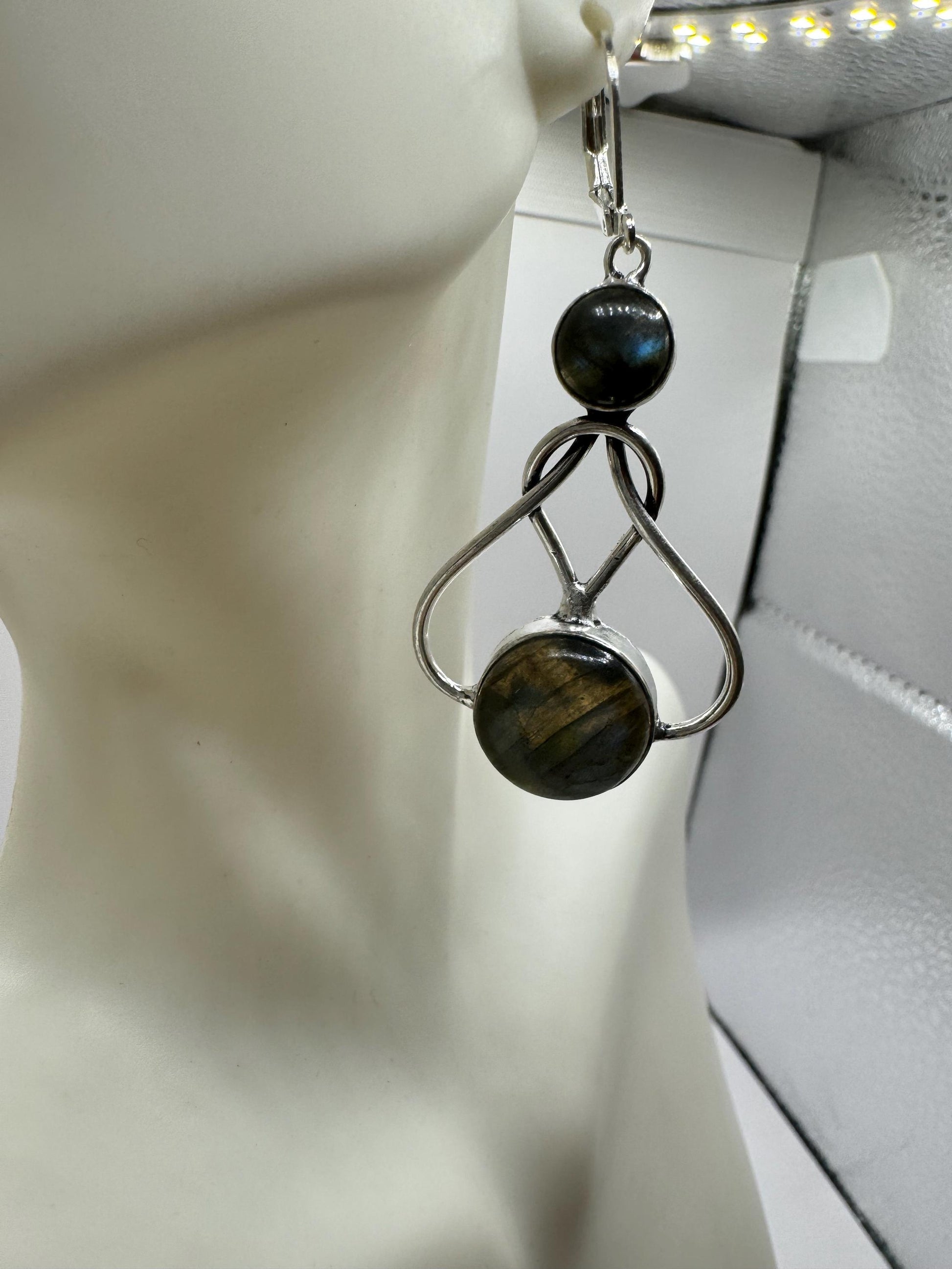 Vintage labradorite silver dangle earrings