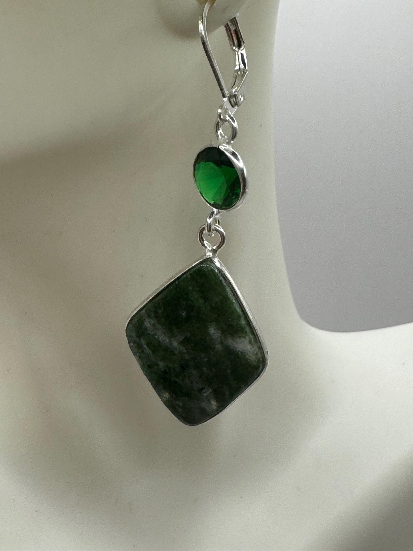 Antique vintage Green Chrysoprase Silver dangle earrings