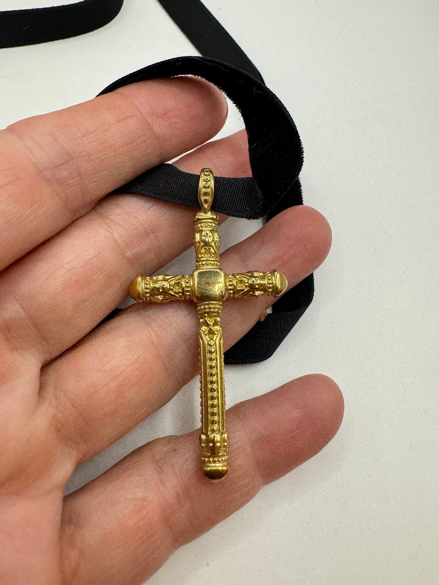 Vintage Celtic Black Jet Golden Stainless Steel Cross Pendant Necklace