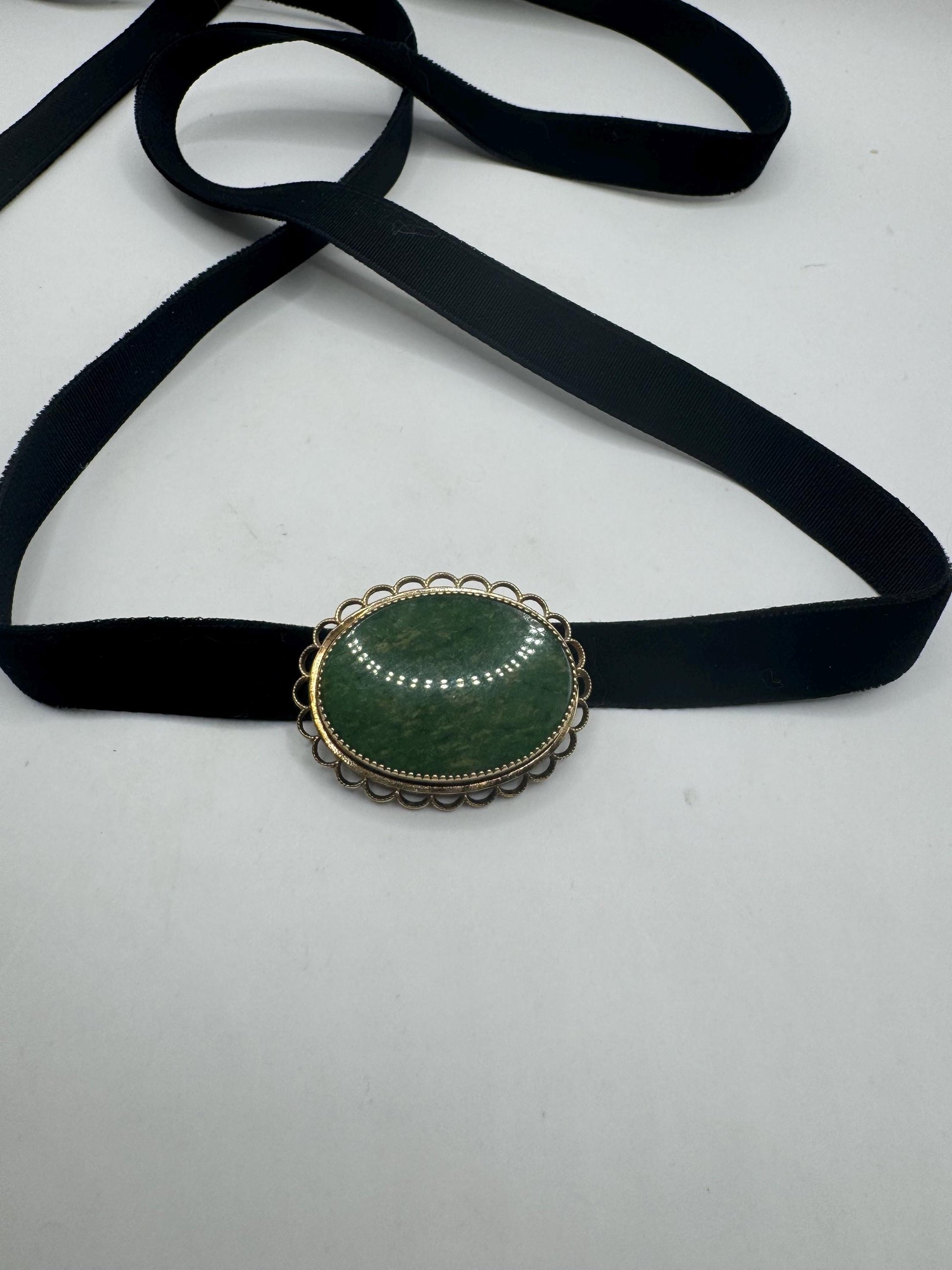 Vintage Green Jade Yellow Gold Filled Brooch Pin