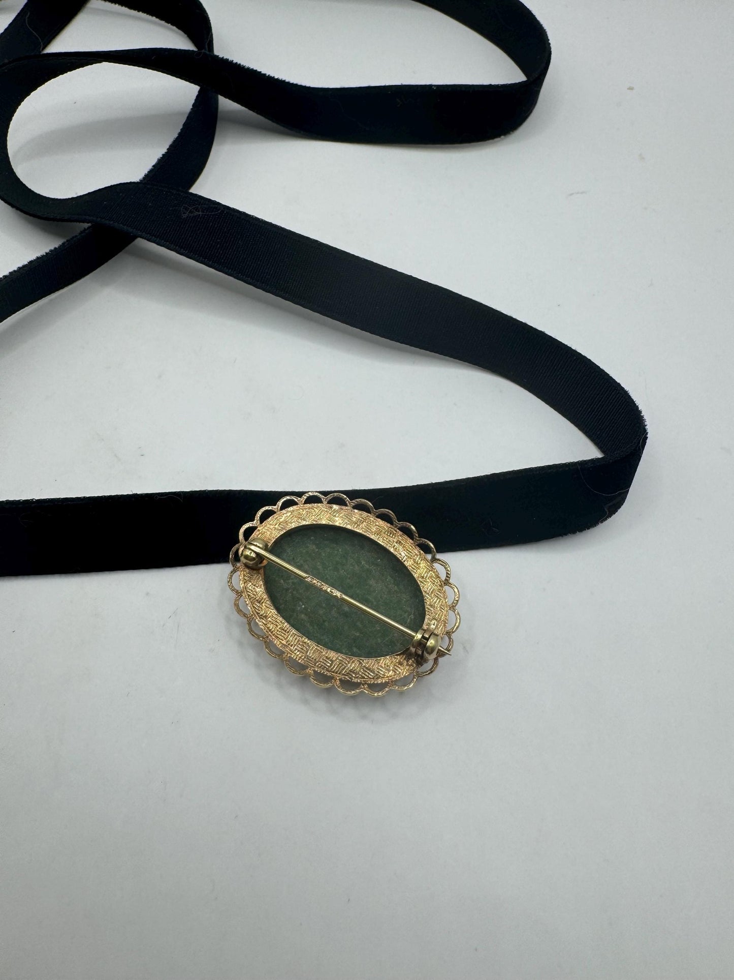 Vintage Green Jade Yellow Gold Filled Brooch Pin
