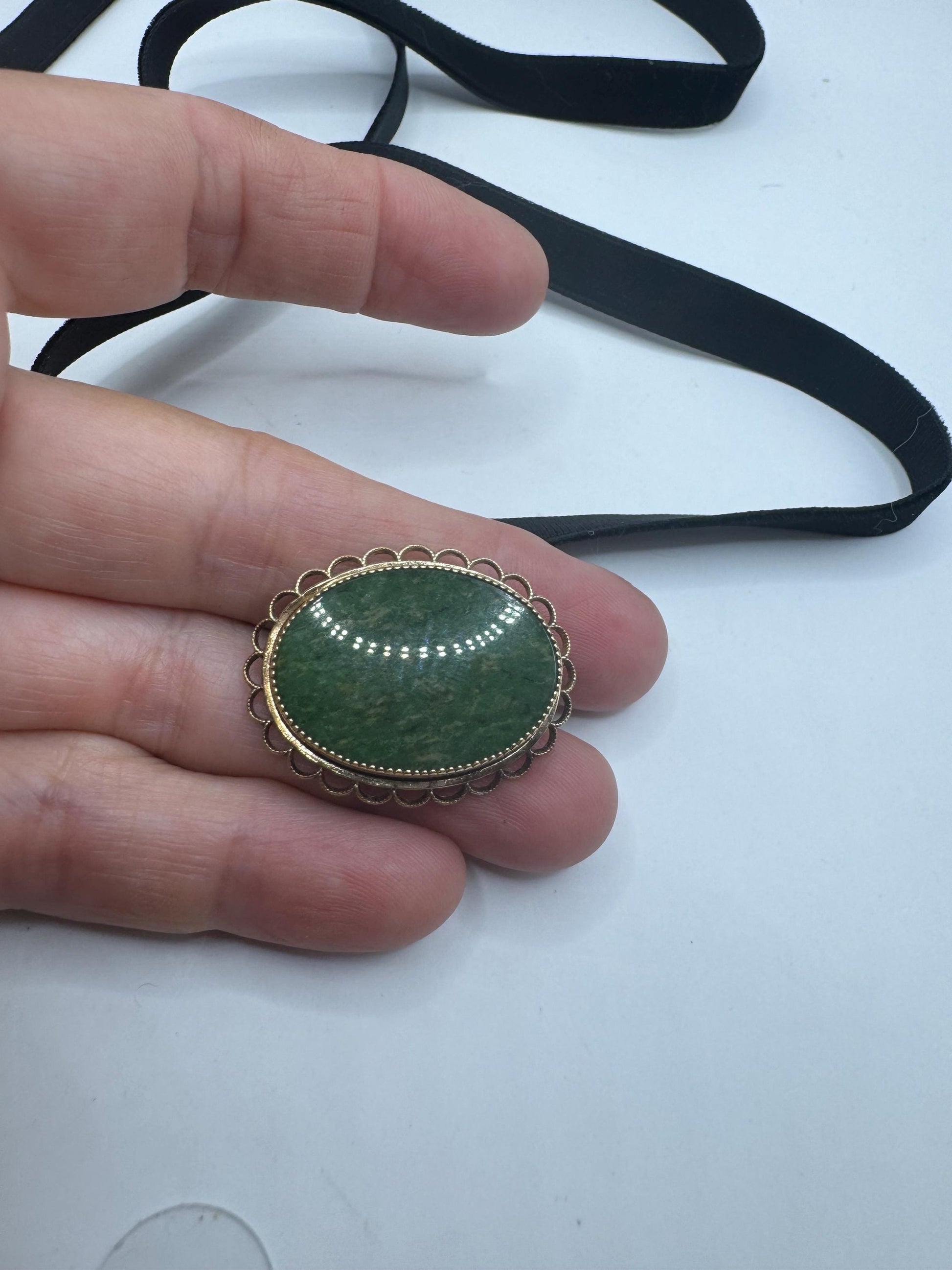 Vintage Green Jade Yellow Gold Filled Brooch Pin