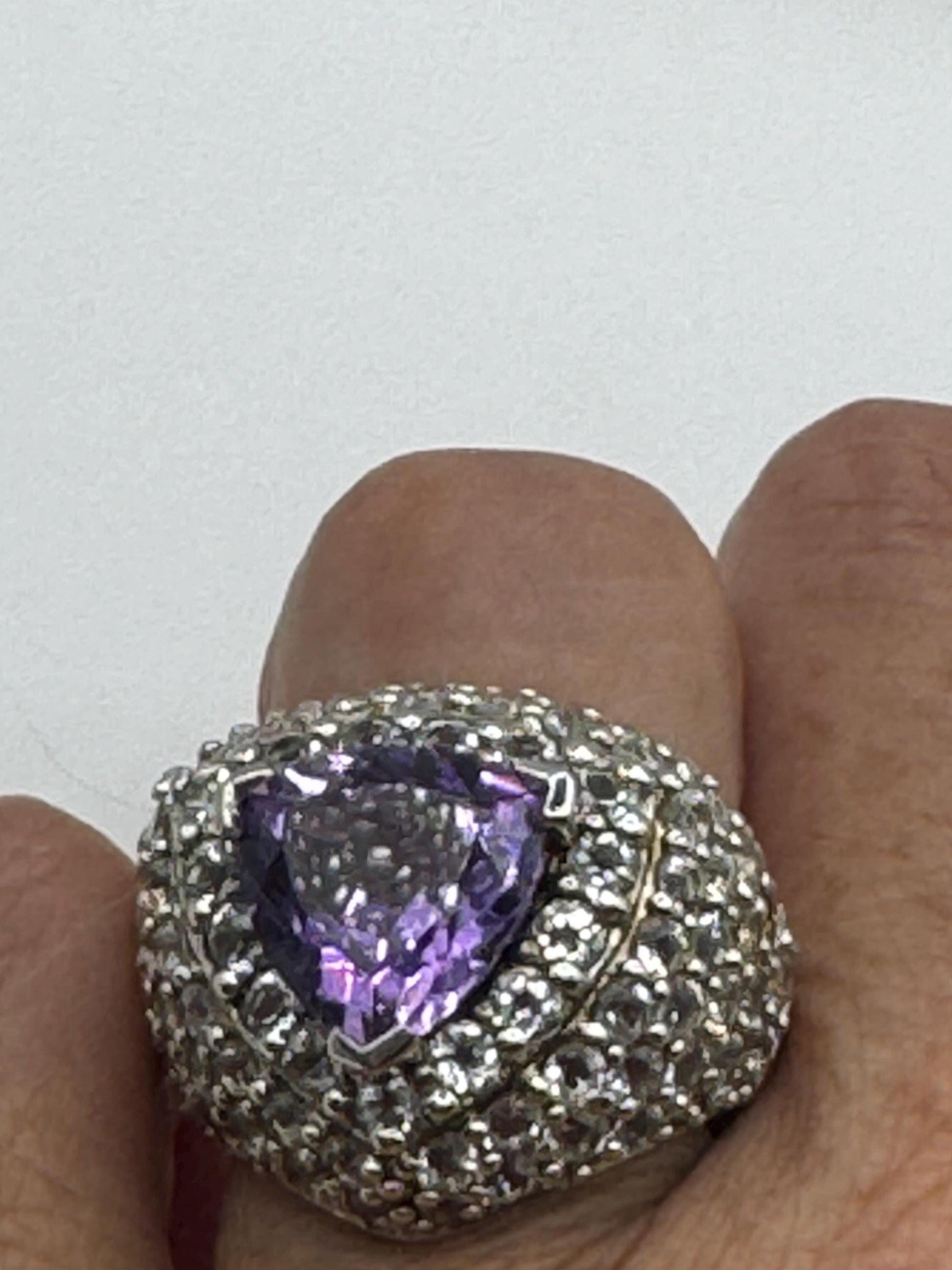 Vintage Purple Amethyst Ring in 925 Sterling Silver
