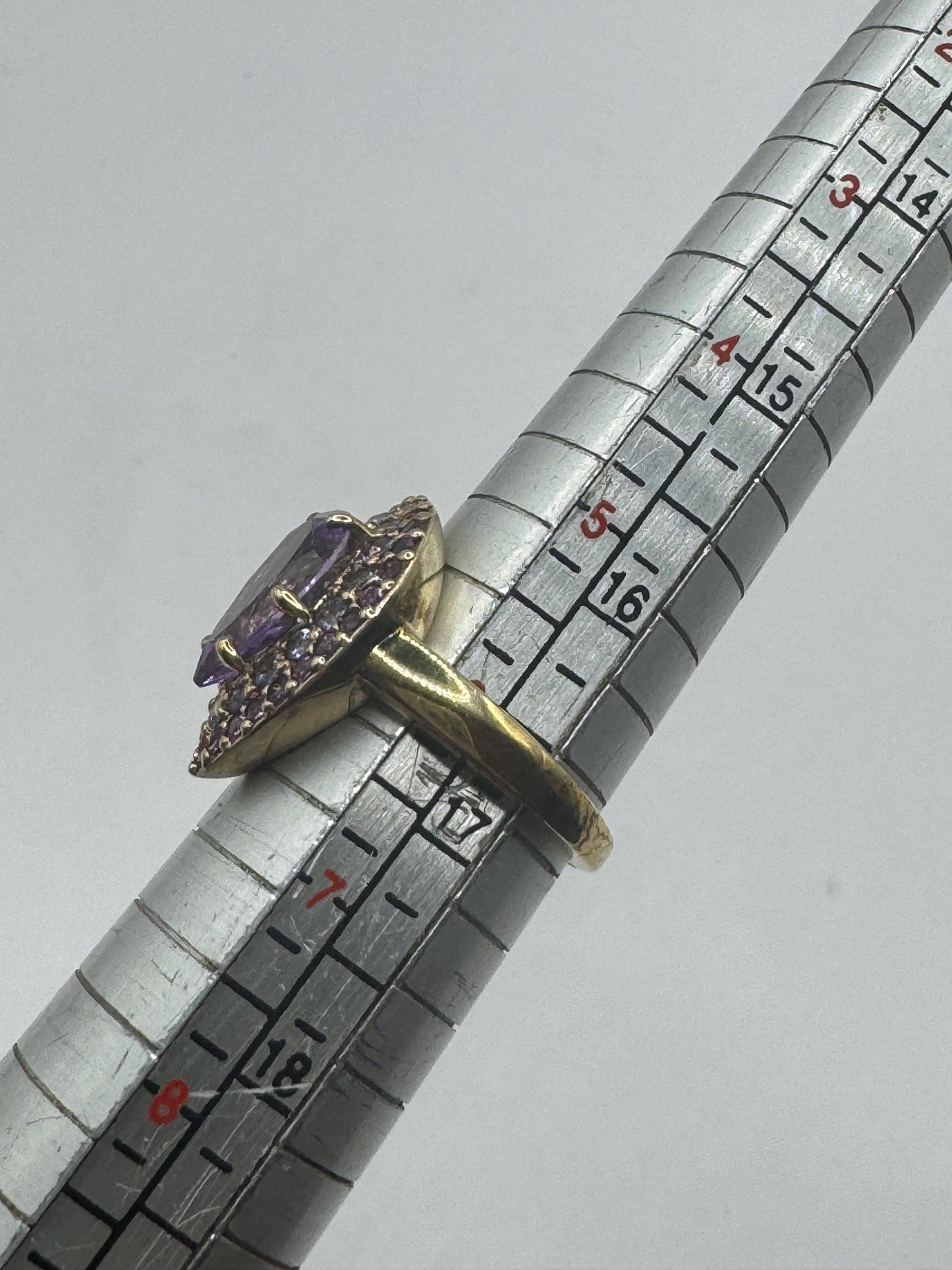 Vintage Purple Amethyst Ring in 925 Sterling Silver