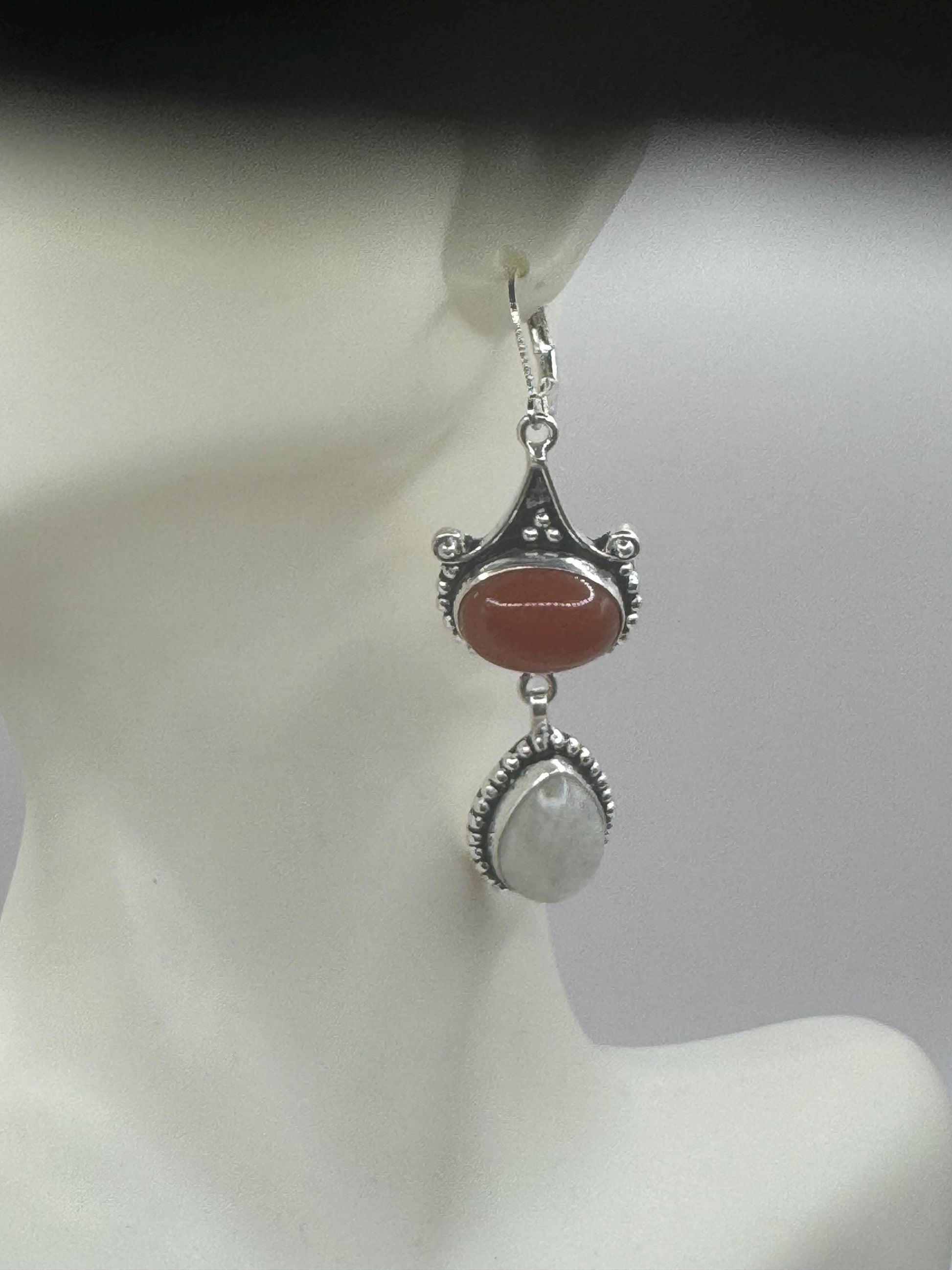 Vintage rainbow moonstone carnelian 925 sterling silver lever back dangle earrings