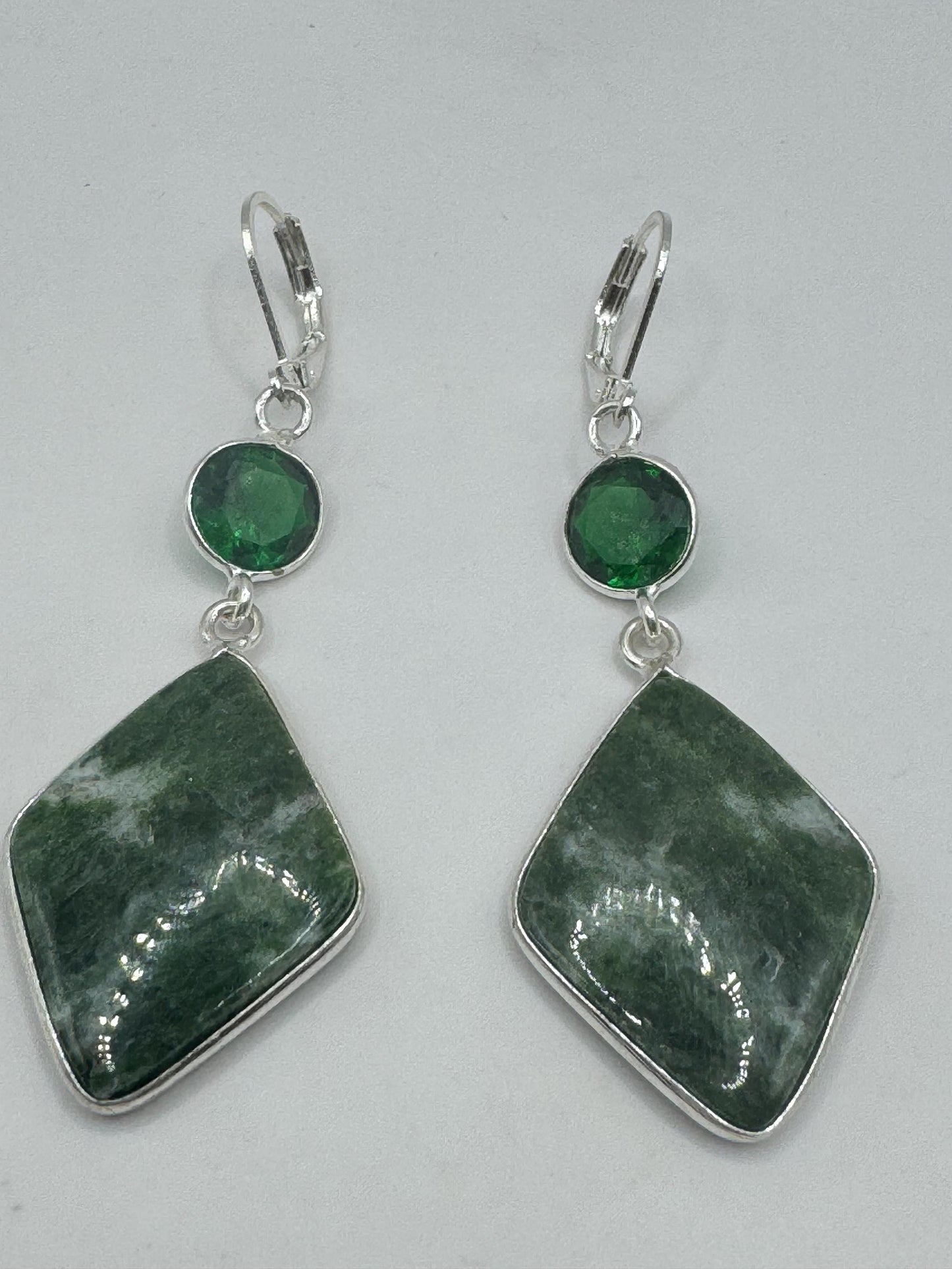 Antique vintage Green Chrysoprase Silver dangle earrings