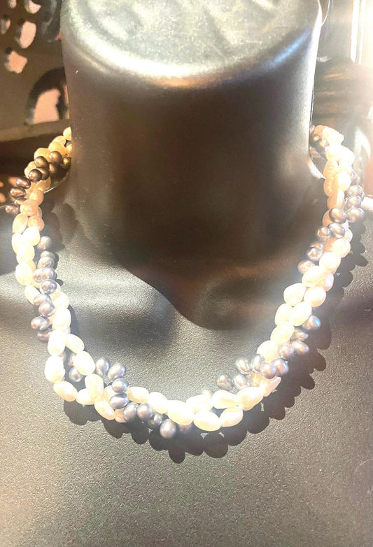 Vintage Cream Pink Pearl Double 18 in Necklace