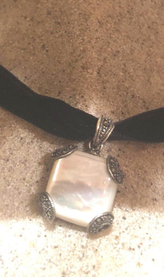 Vintage Marcasite 925 Sterling Silver Mother of Pearl Dangle Pendant Necklace