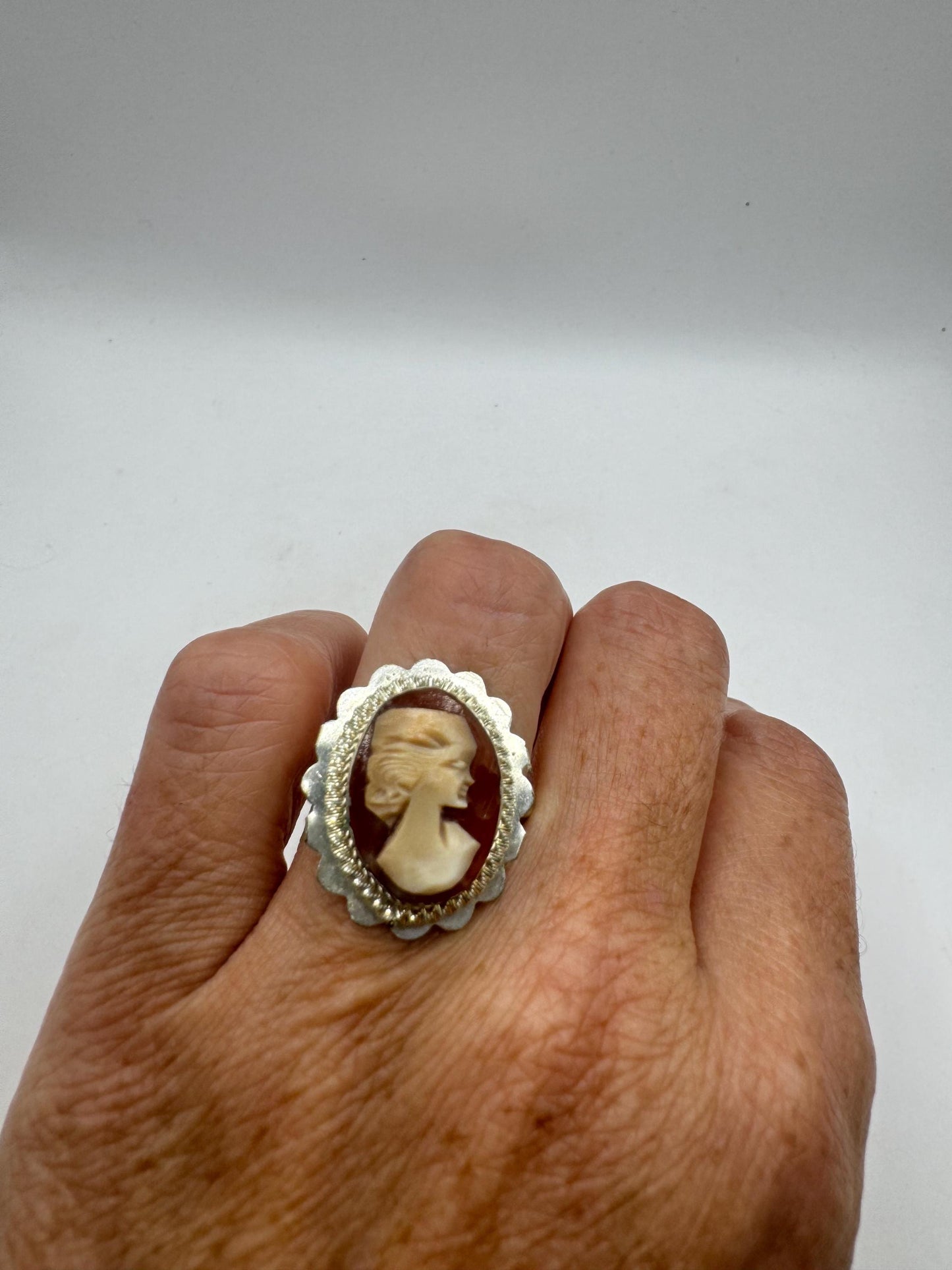 Vintage Cameo 925 Sterling Silver Cocktail Ring
