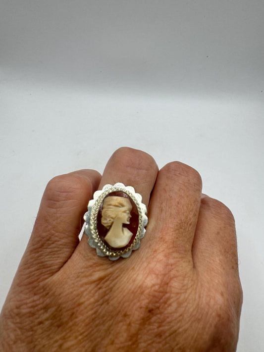 Vintage Cameo 925 Sterling Silver Cocktail Ring