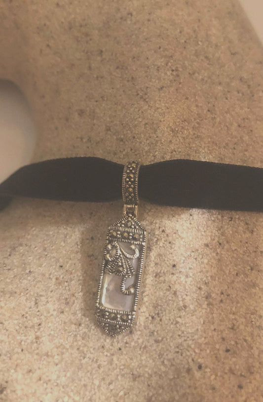 Vintage Marcasite 925 Sterling Silver Mother of Pearl Dangle Pendant Necklace